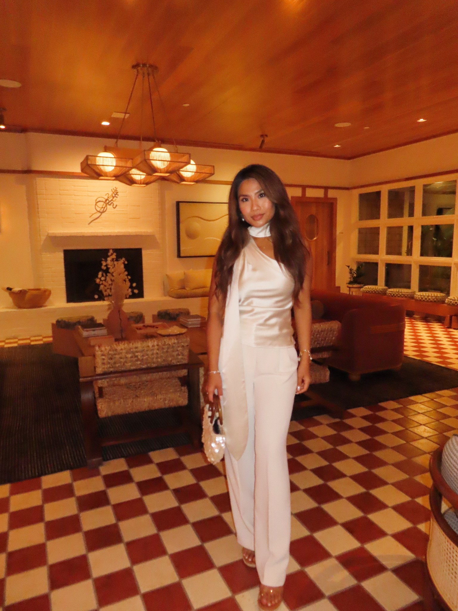 The best clear wedges and they are affordable! An Amazon find 

Sizing: 
Clear wedges - sized up 1/2 size 
Top - tts, xs
Pants - sized up, 2 short

#LTKootd #LTKPetite