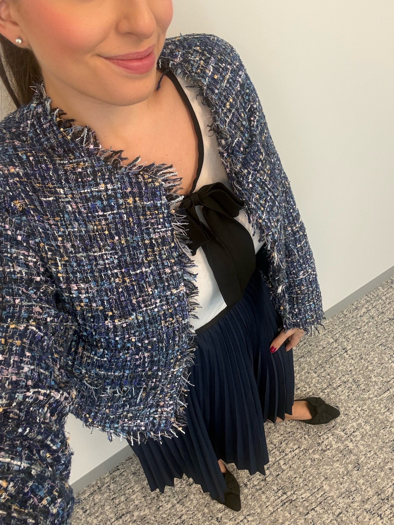 Office style, office outfit, business casual, workwear, fall workwear, pleated skirt, tweed jacket, tweed blazer, boucle blazer, black mikes, black ballet flats, business professional, lawyer, attorney

#LTKSeasonal #LTKTall #LTKWorkwear