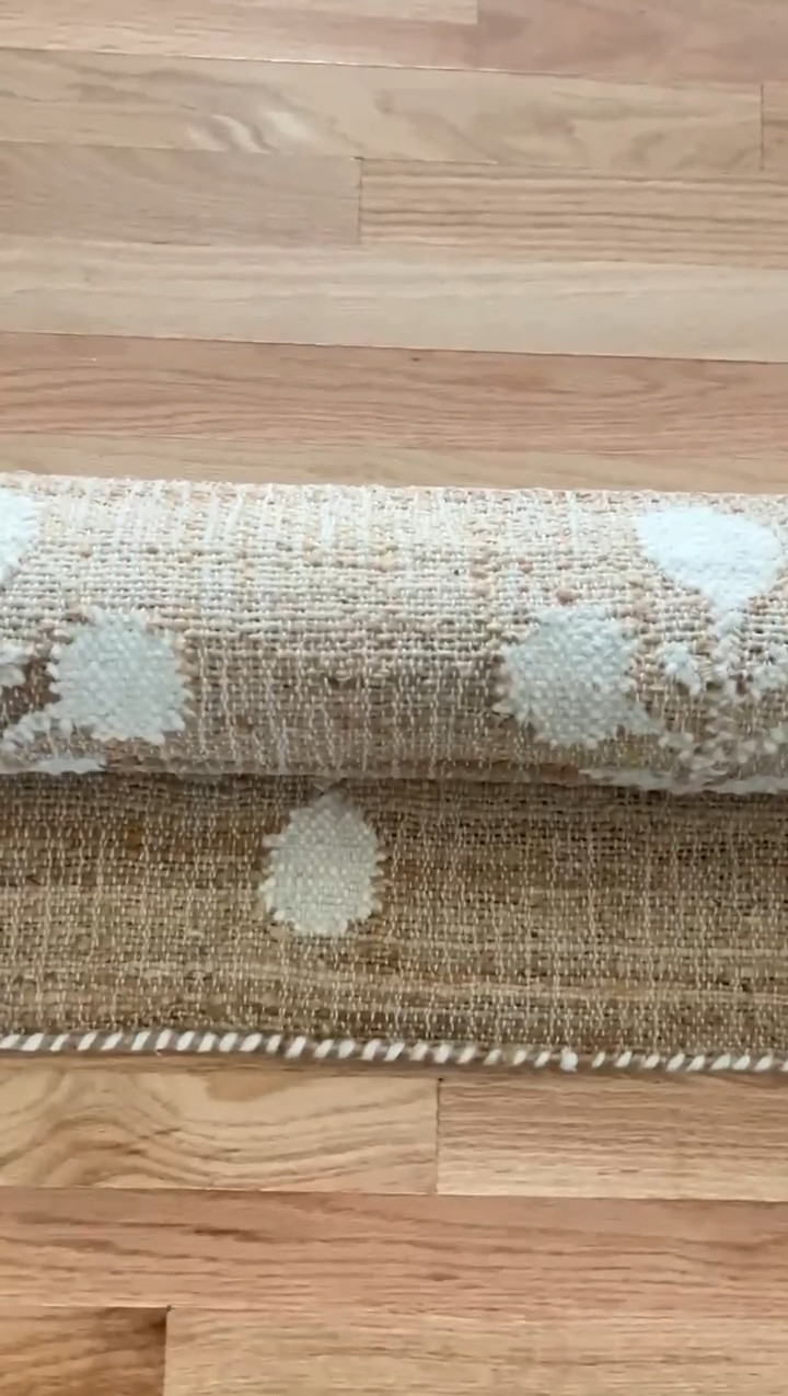 New favorite jute rug! Loving this addition to my dining room!
12/1

#LTKHome #LTKStyleTip