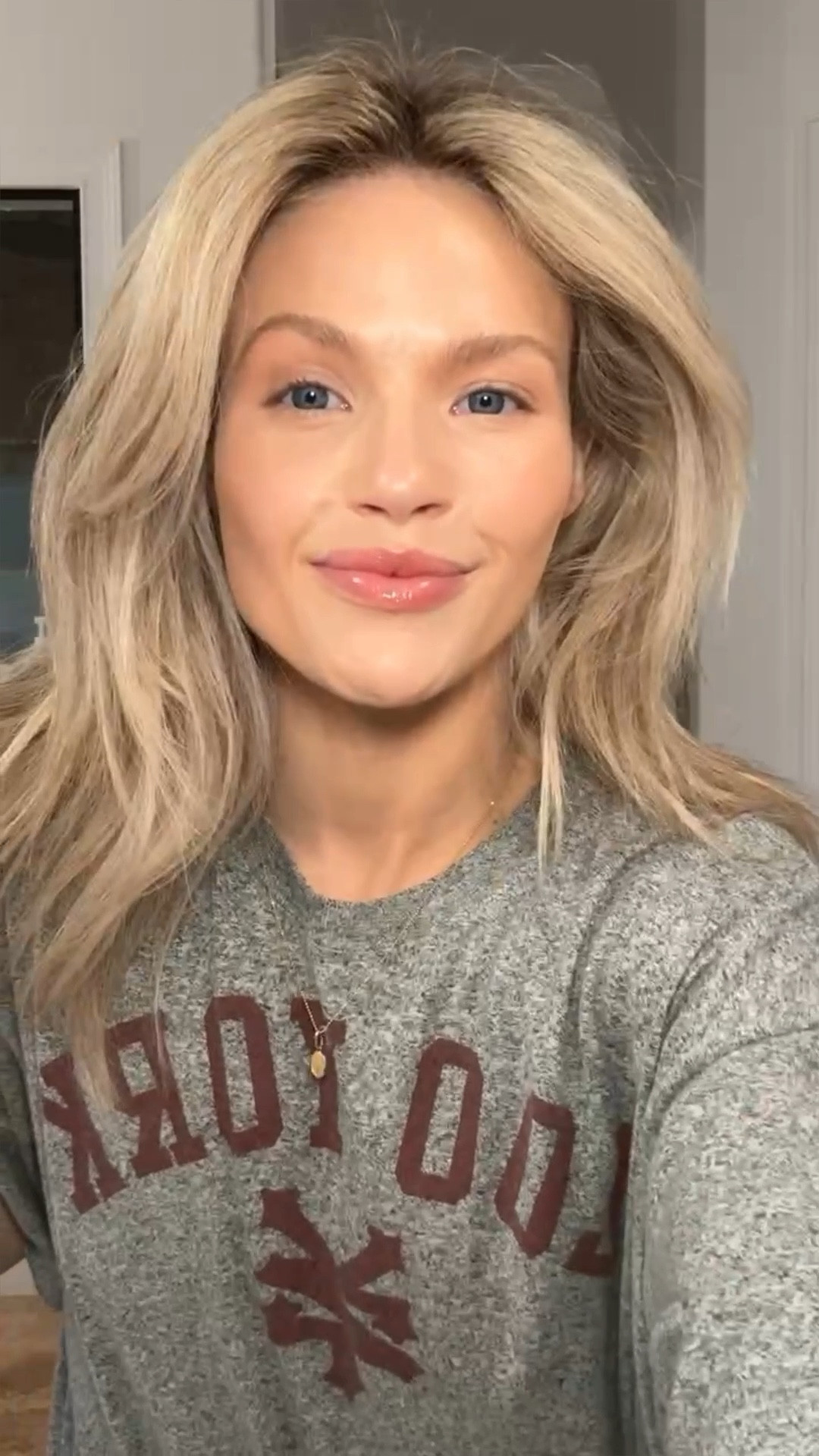 My light glam favorites! I linked the blush, powder, and lip favorite. 

skin l makeup l get ready