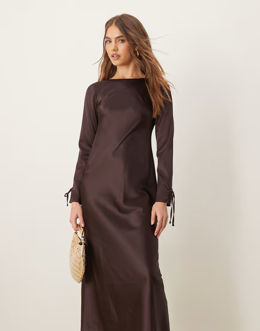 Miss Selfridge long sleeve maxi dress in brown | ASOS (Global)