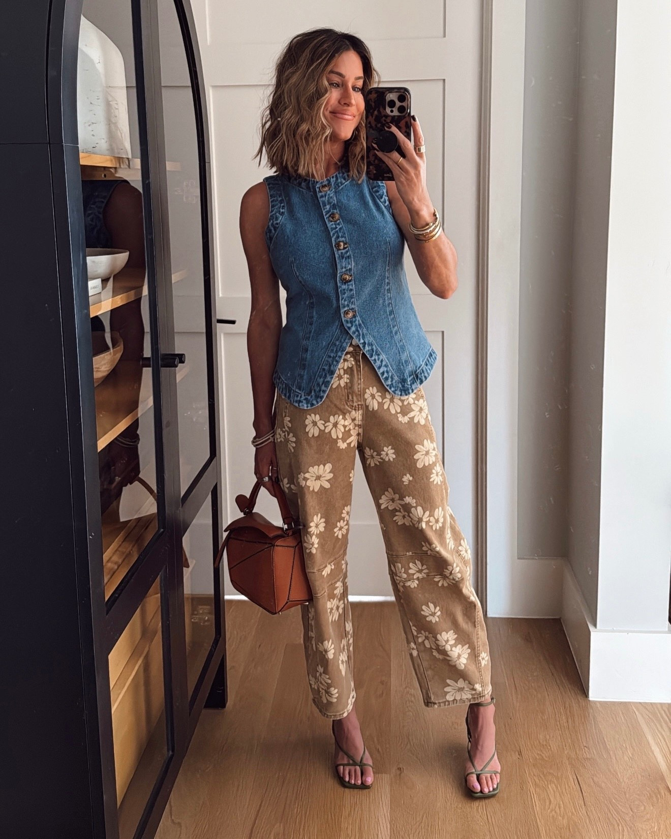 Look for less from Amazon’👀. 
Exact bag is sold out so I linked similar. 



#LTKStyleTip #LTKSeasonal #LTKFindsUnder50