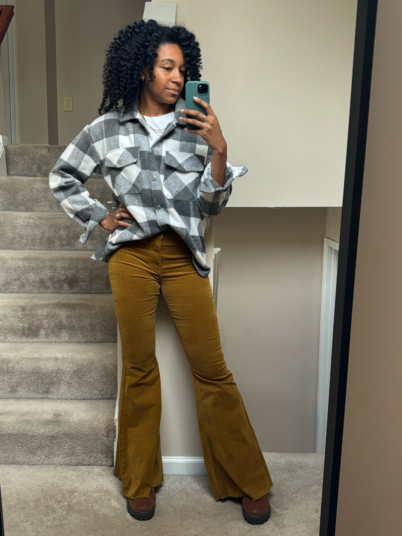 In today’s post we are styling these yellow corduroy flared pants. Remember when we (millennials) used to only wear skinny jeans, but now we have options to choose from. Barrel jeans, baggy jeans, flared jeans and skinny jeans. The world is our oyster. 

#LTKstyletip #LTKfindsunder50 #LTKSeasonal