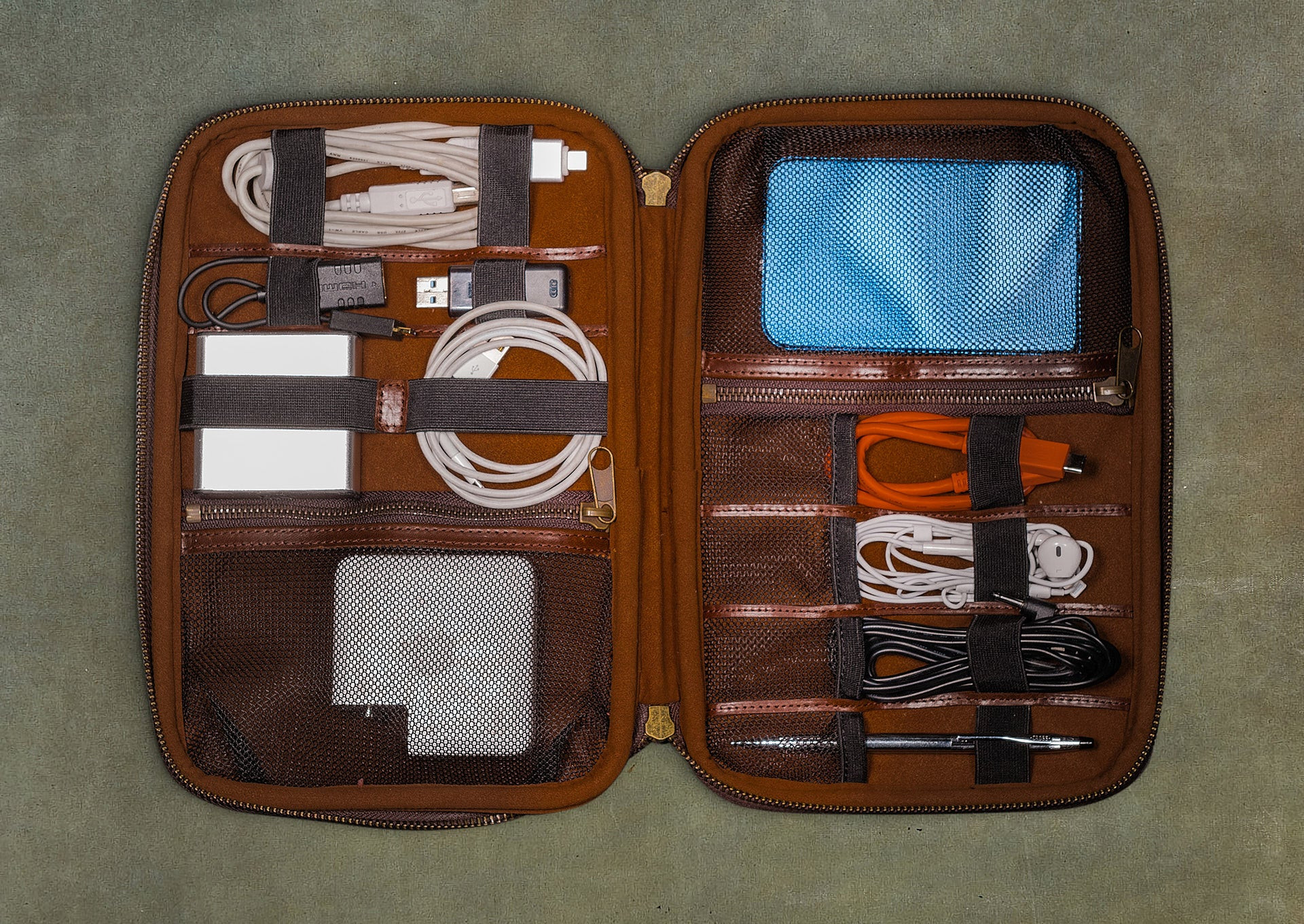 leather tech organizer | Satchel & Page (US)