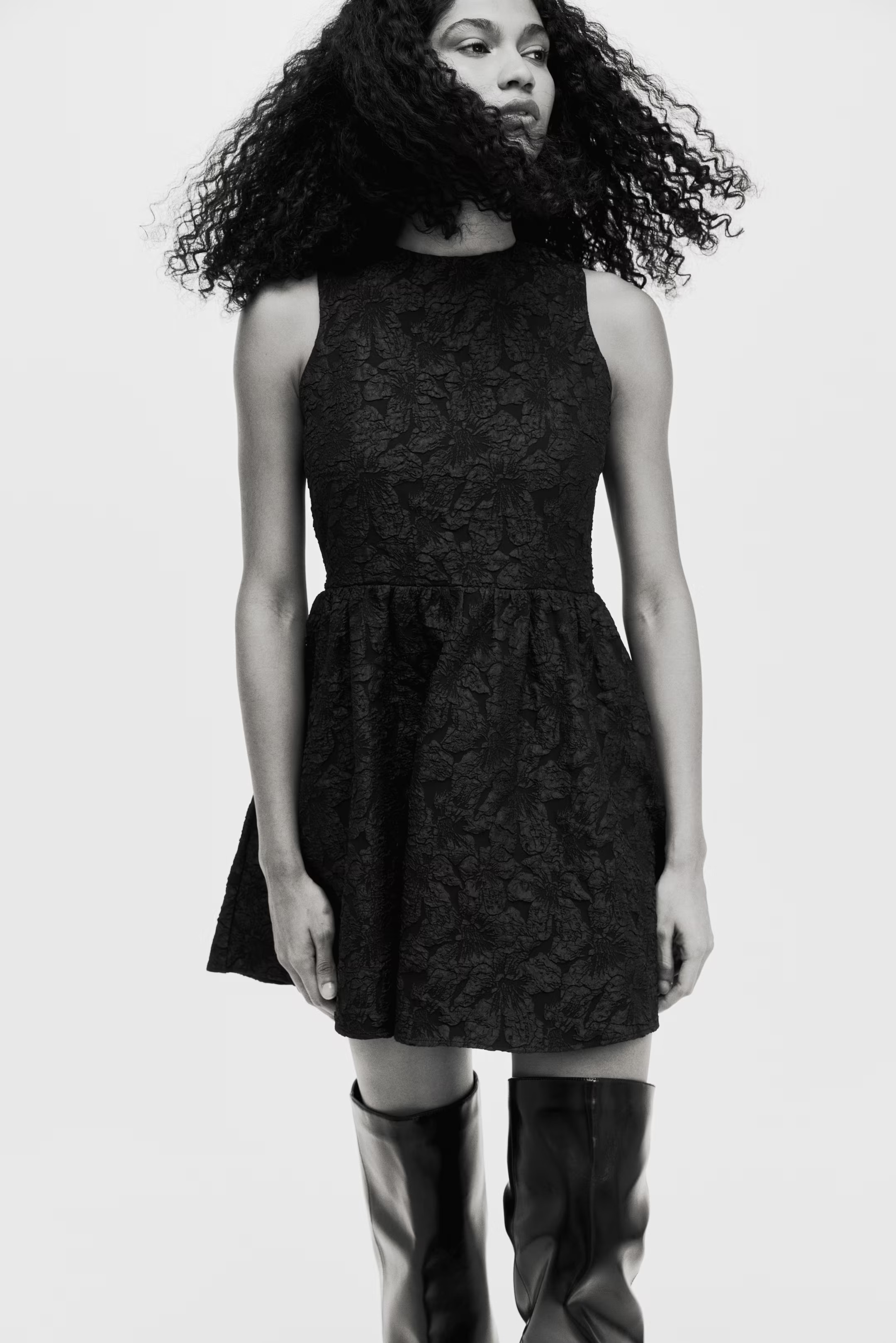 Dress with Bow at Back | H&M (US + CA)