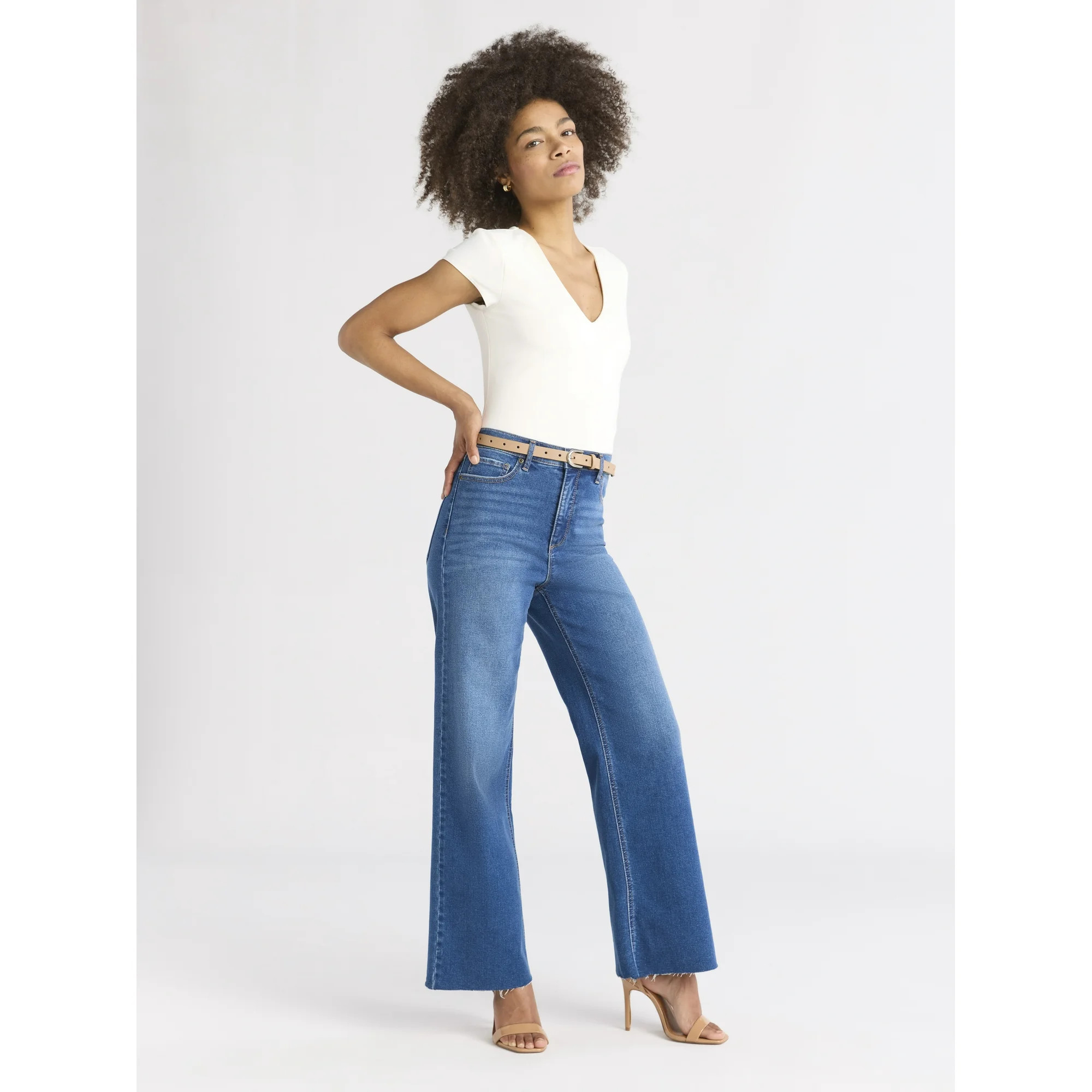 Sofia by Sofia Vergara Women's Margot Wide Crop Super High Rise Jeans, Sizes 0-18 | Walmart (US)