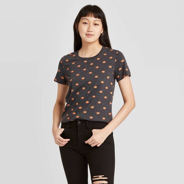 Women's Pumpkin Halloween Short Sleeve Graphic T-Shirt - Charcoal Heather | Target