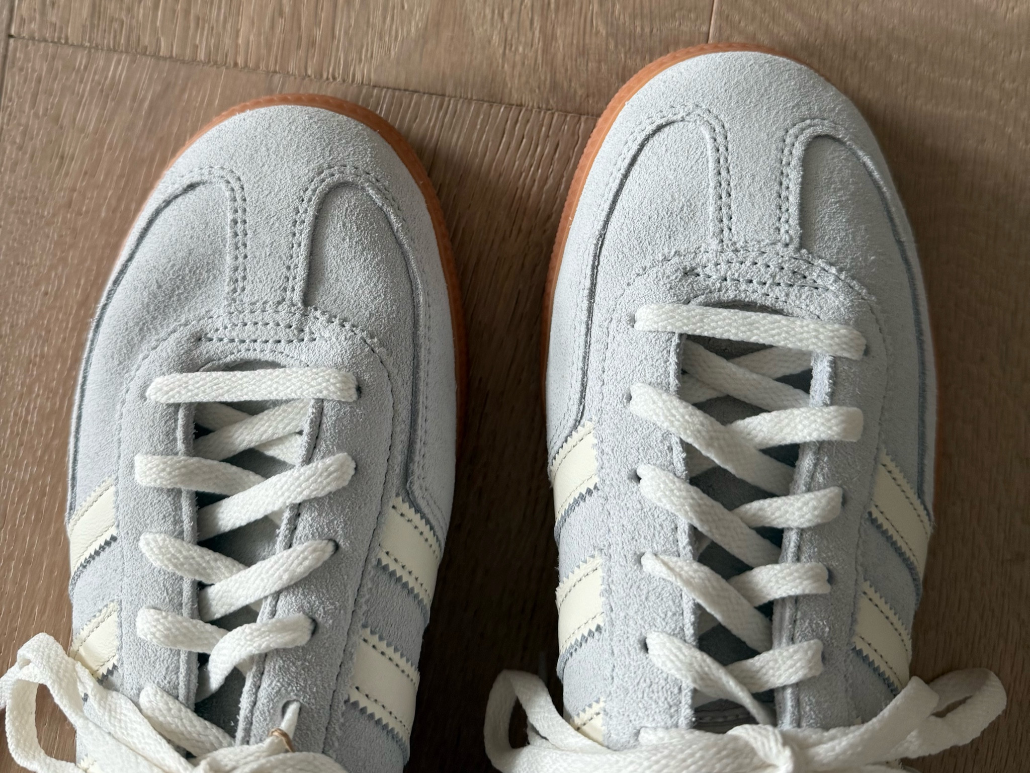 Adidas Spezial New Silver Off White #sneakers #trending #adidas #sportyfashion

#LTKStyleTip