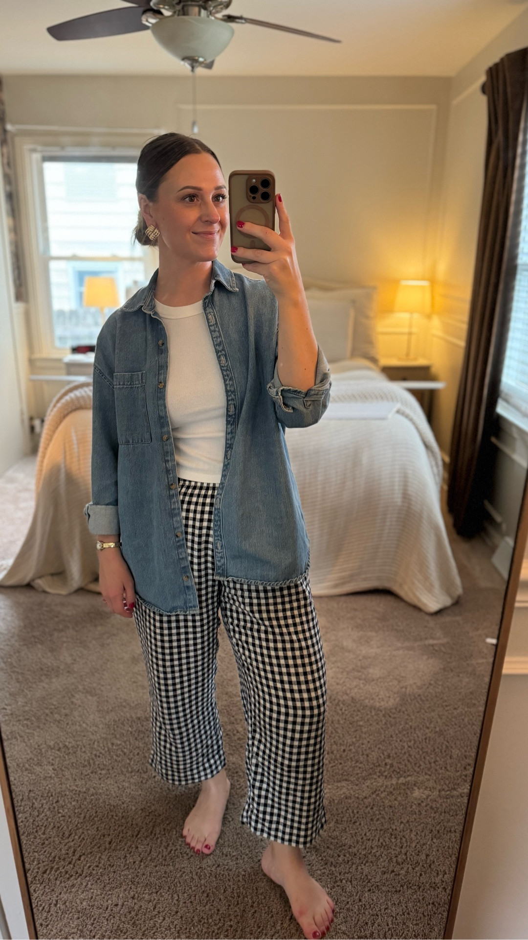 Old Navy to the rescue! Love this casual outfit for momming today

#LTKootd #LTKmomlife #LTKSaleAlert