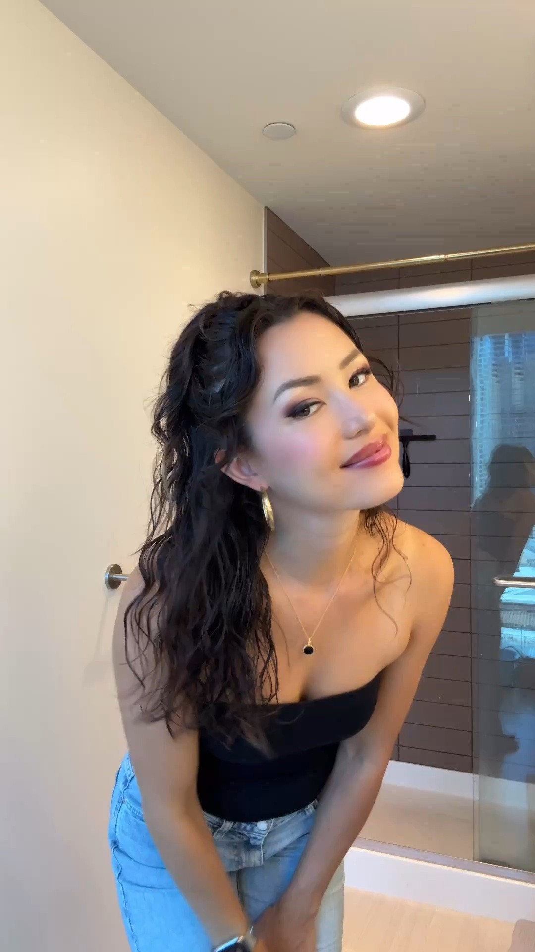 How I do my wavy hair! 🙌🏼 so easy and quick

#LTKBeauty #LTKselfcare
