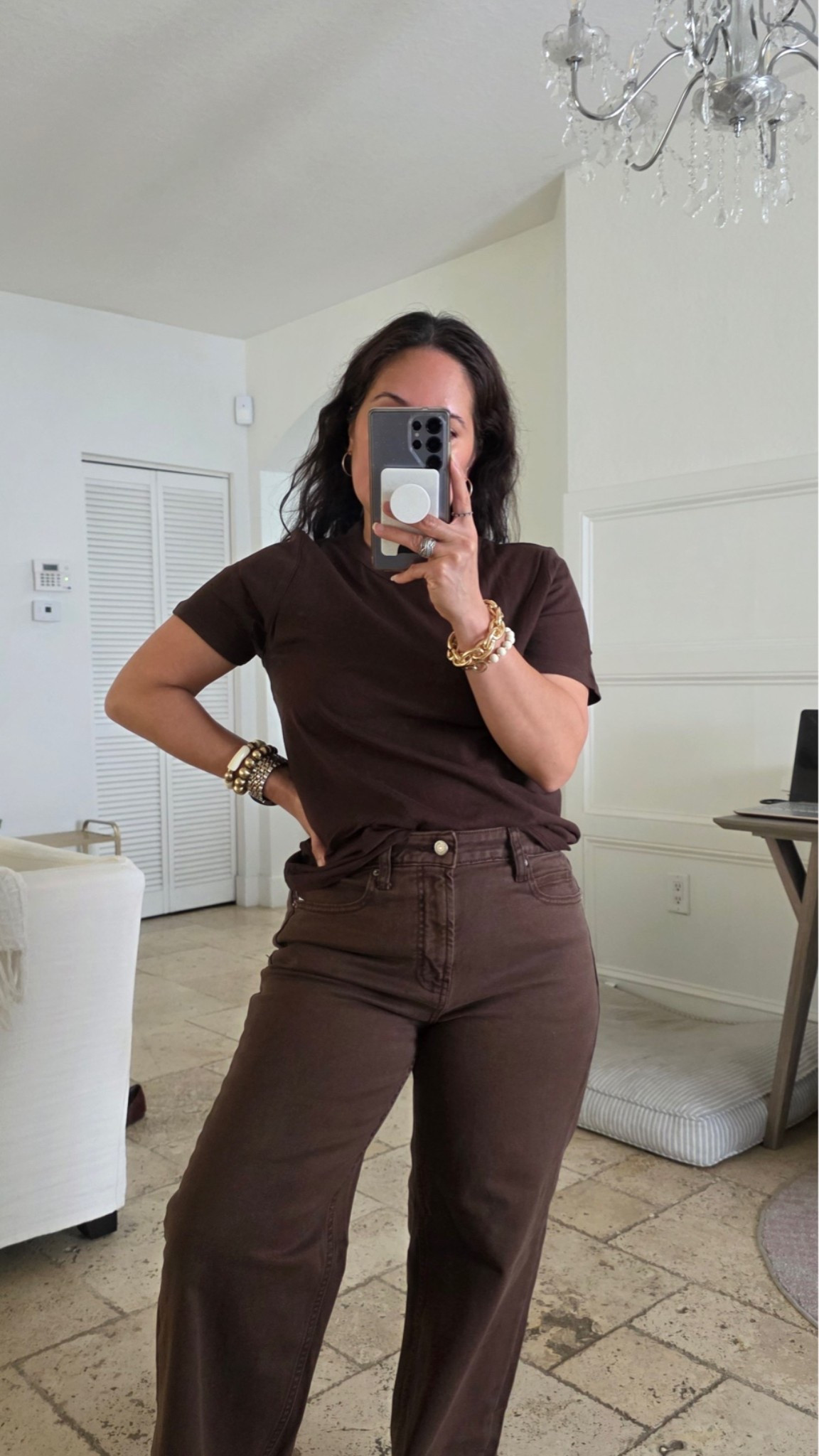 Brown monochromatic outfit from old navy. 
Tee is a size small 
Denim is my true  size 6 ( they have little stretch)

#LTKootd