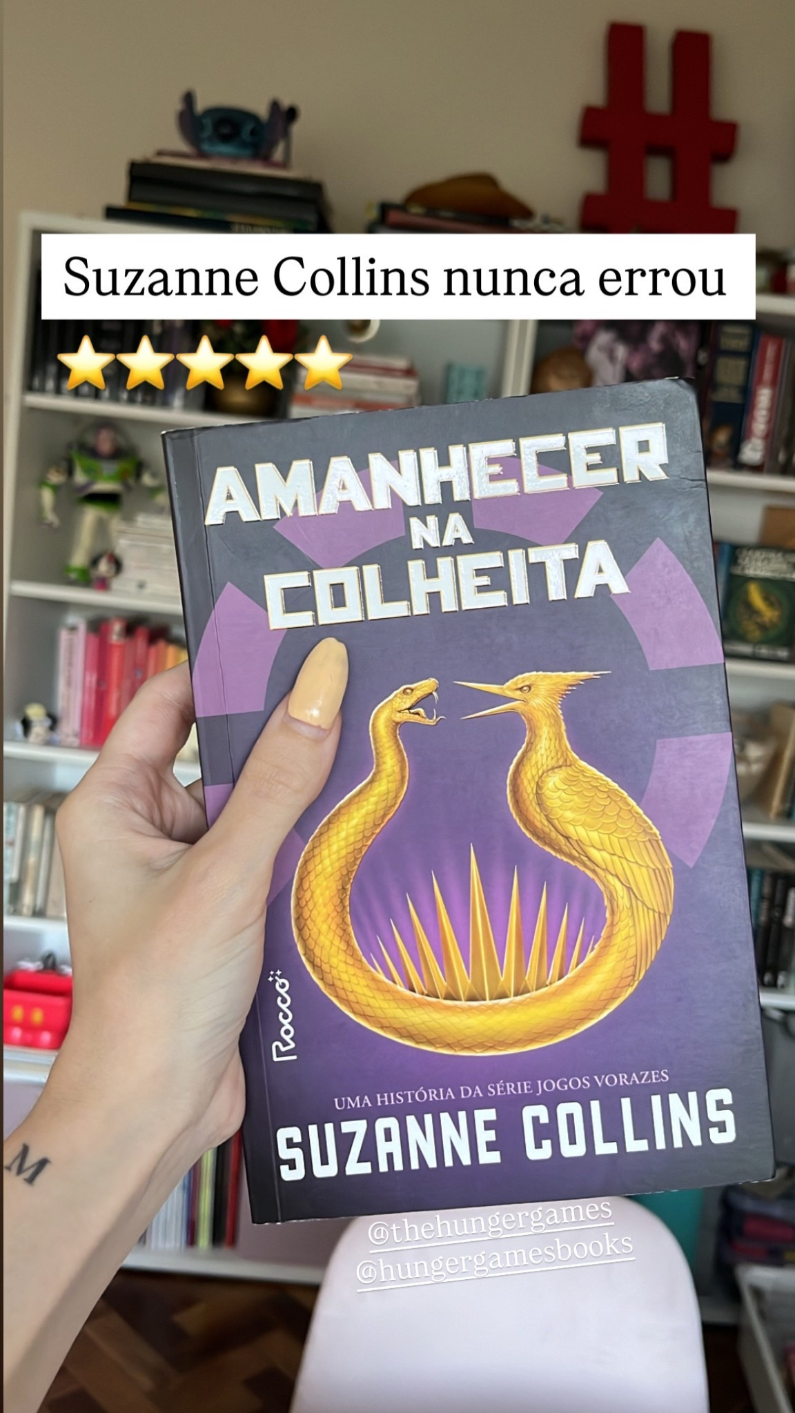 Mais um livro lido ✔️ a saga de jogos vorazes nunca decepciona #booklovers

LTKAroundTheWorld #LTKbrasil #LTKpromo