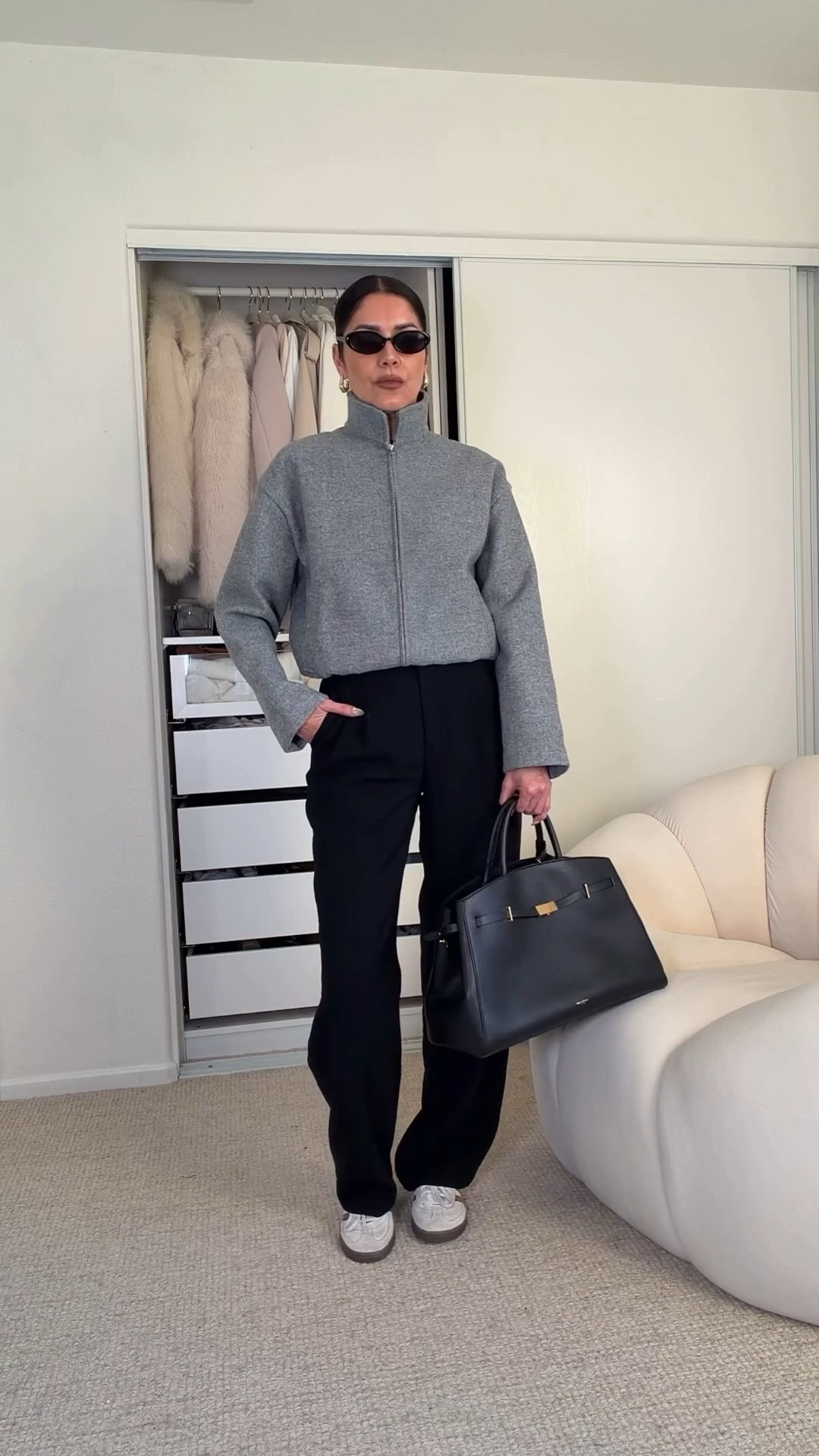 Wearing vs Styling ✨ Work Edition

Wearing an all-black outfit to work is easy…
styling it is what makes it look elevated.

Black pants + black top = timeless base 🖤
Added a Zara bomber jacket (on sale!) to instantly upgrade the look
Finished with Adidas Gazelle sneakers because comfort is non-negotiable for long workdays

This is how I’m going to work:
✔ polished
✔ comfortable
✔ effortless
✔ still very chic

Proof that you don’t need heels or a complicated outfit to look put together at work. Save this for your next office outfit idea 👌

#wearingvsstyling #workoutfitideas #officeoutfit #chicworkwear #zaraoutfit #zaraonSale #everydaystyle #comfortablefashion #blackoutfit #fashionreels #effortlessstyle

#LTKdayinmylife #LTKGiftGuide