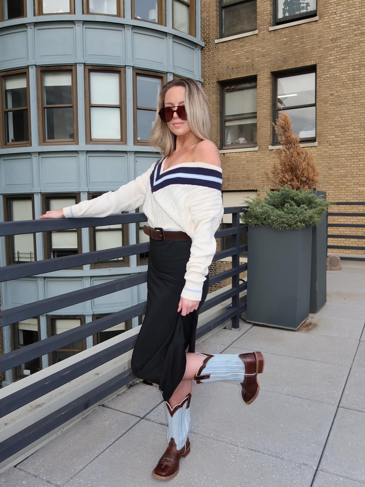 Festival season is Laredo Boots season
#LaredoFestivalStyle #LaredoBoots @laredowesternboots #ad