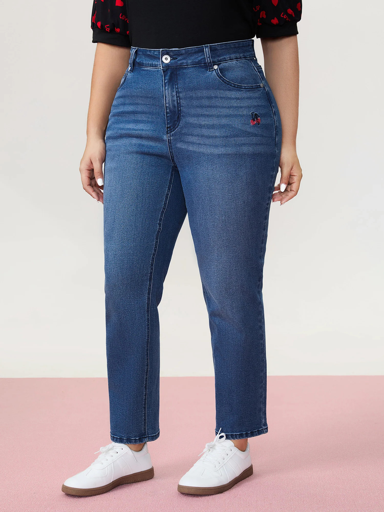 High-Rise Embroidered Straight-Leg Jeans | Bloomchic