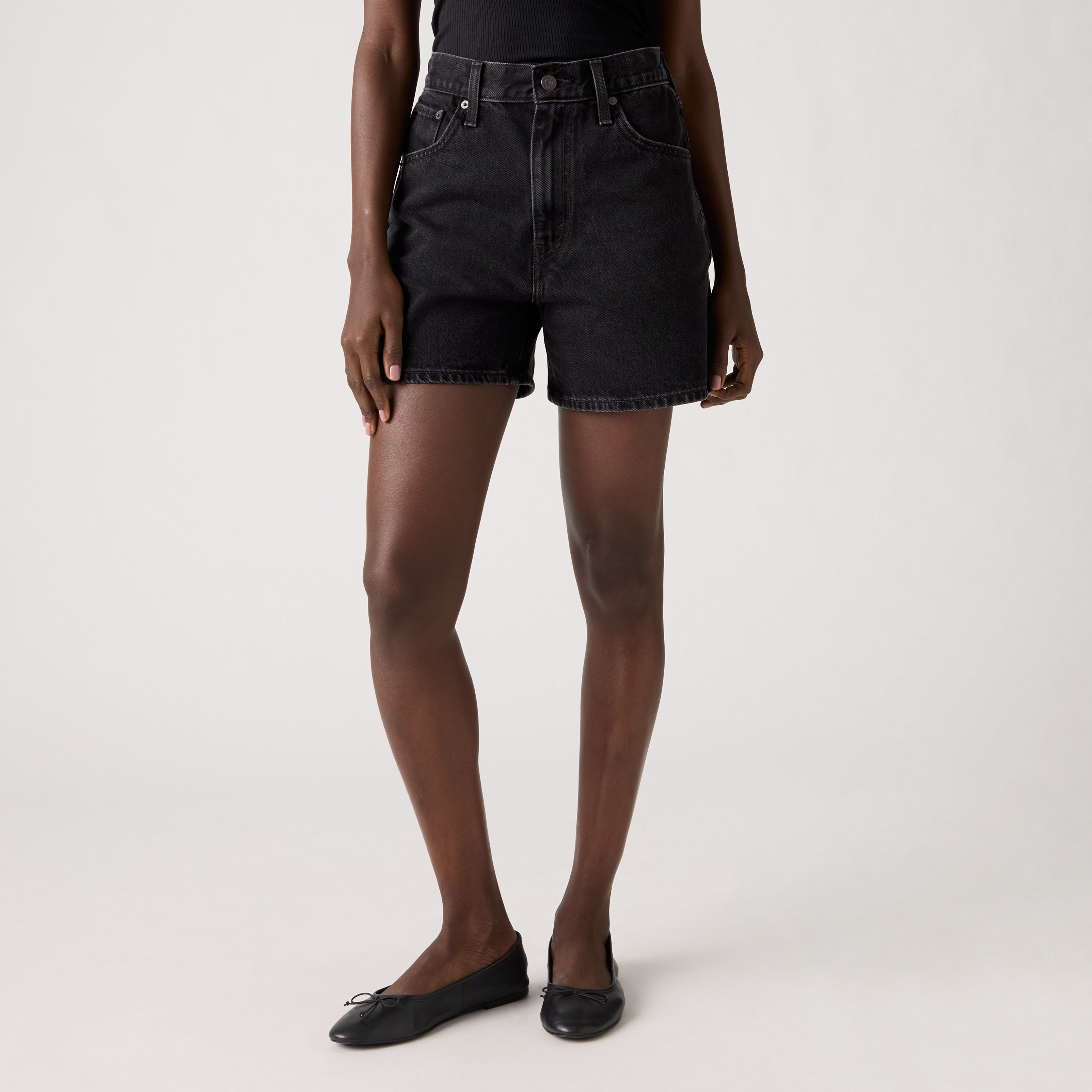 Levi's Cinch Mid-Thigh Lightweight Women's Shorts 32 | Levi's US