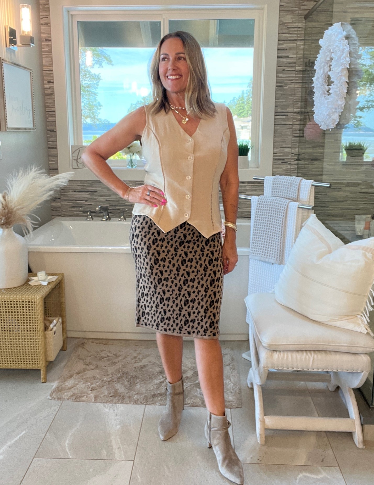 skirt from Nordstrom top from Amazon ￼

#LTKootd #LTKWedding #LTKWorkwear