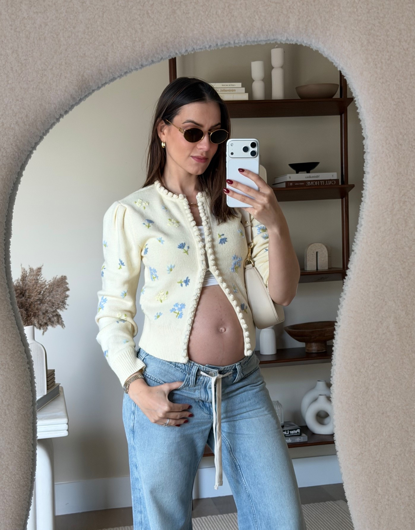 In love with how cute this cardigan looks with the bump 🥹 opened cardigans are the way to go of you want to style the bump 🤰🏻

#LTKBump #LTKootd #LTKmomlife