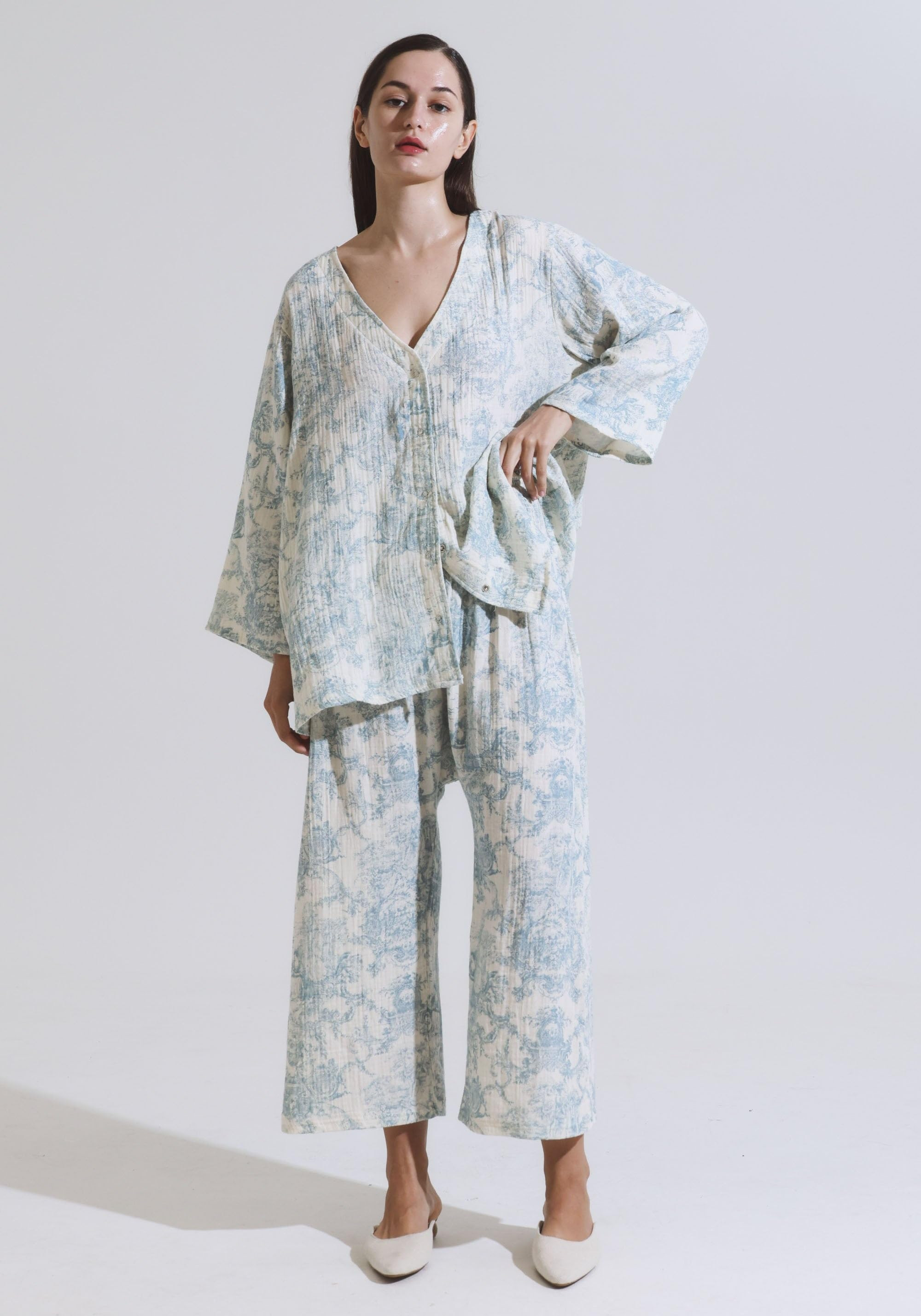 MUSLIN GAUZE NURSING SET | Amazon (US)