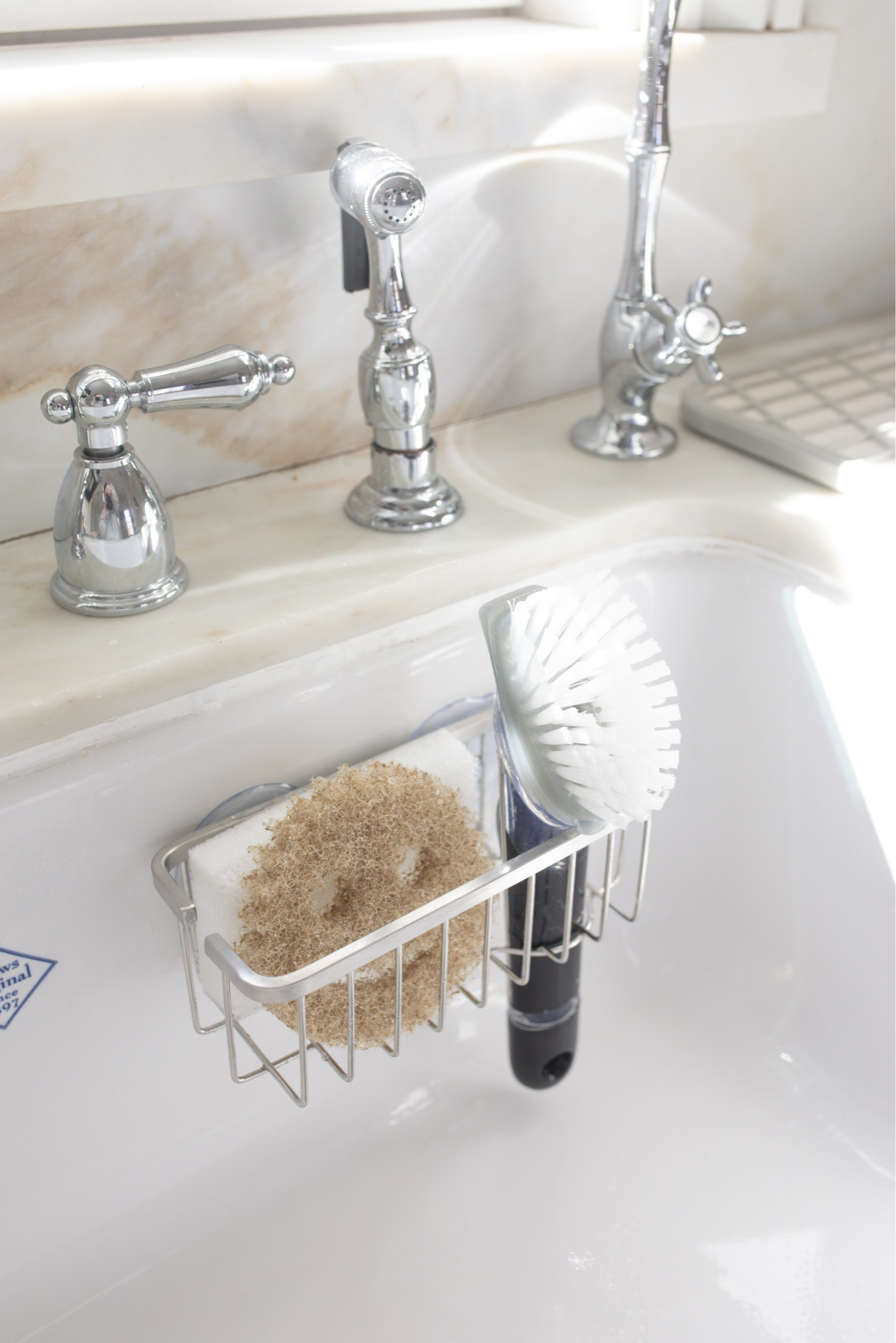 Kitchen sink essentials at my parent’s house! 

Sponge holder, sponge organizer, kitchen sink organizer, Amazon finds, Amazon home, Amazon favorites, Amazon must haves 

#LTKunder50 #LTKhome #LTKunder100