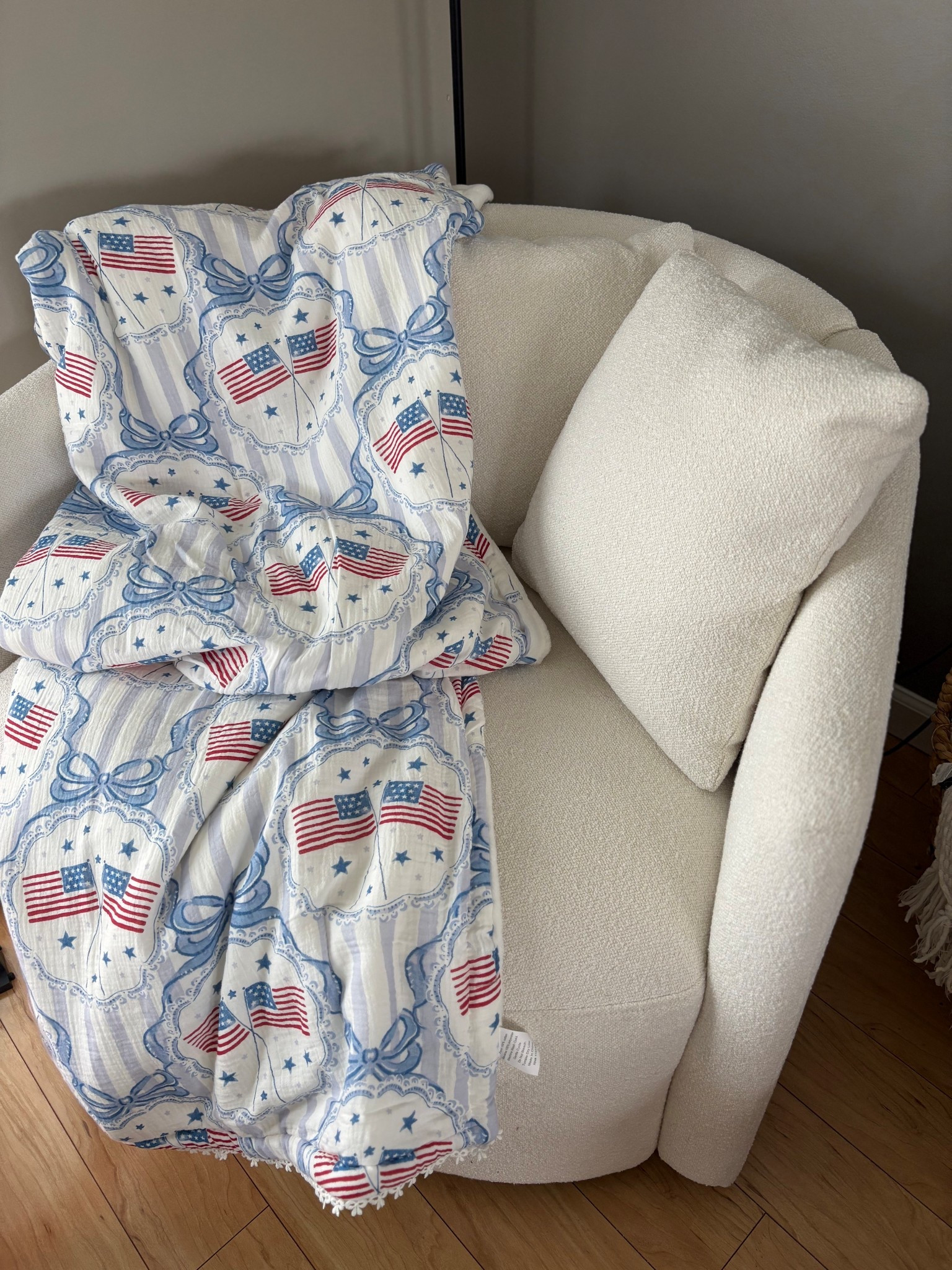 My FAVORITE affordable accent chair, and a cute little coquette Americana blanket found at tjmaxx! Linked the same blanket in a different pattern, and also an exact match sold through Walmart! (It’s just more expensive..)


#LTKSummerEdit #LTKSeasonal #LTKHome