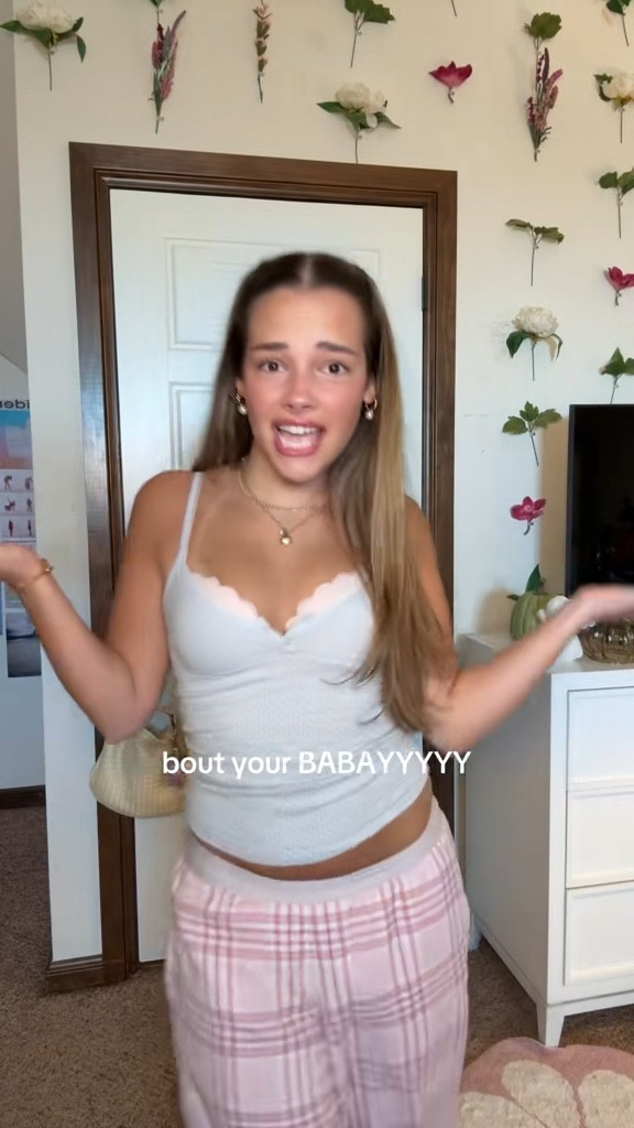 couldn’t find a link for the tank but i got it at the brandy in charleston!! and the pants are from hollister around september/october 2024 so i linked something similar💝

#LTKHalloween #LTKSeasonal #LTKPetite