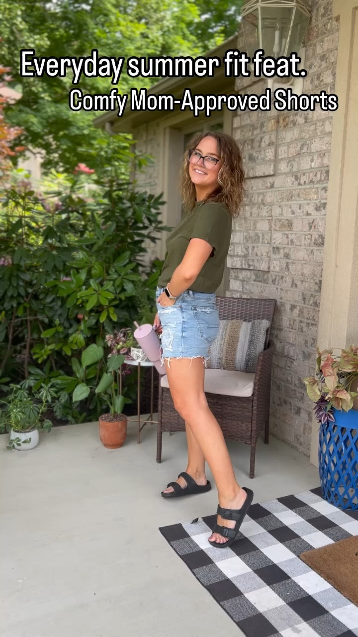 Cute summer shorts
Must have tee


#LTKSummerSales #LTKStyleTip #LTKFindsUnder50