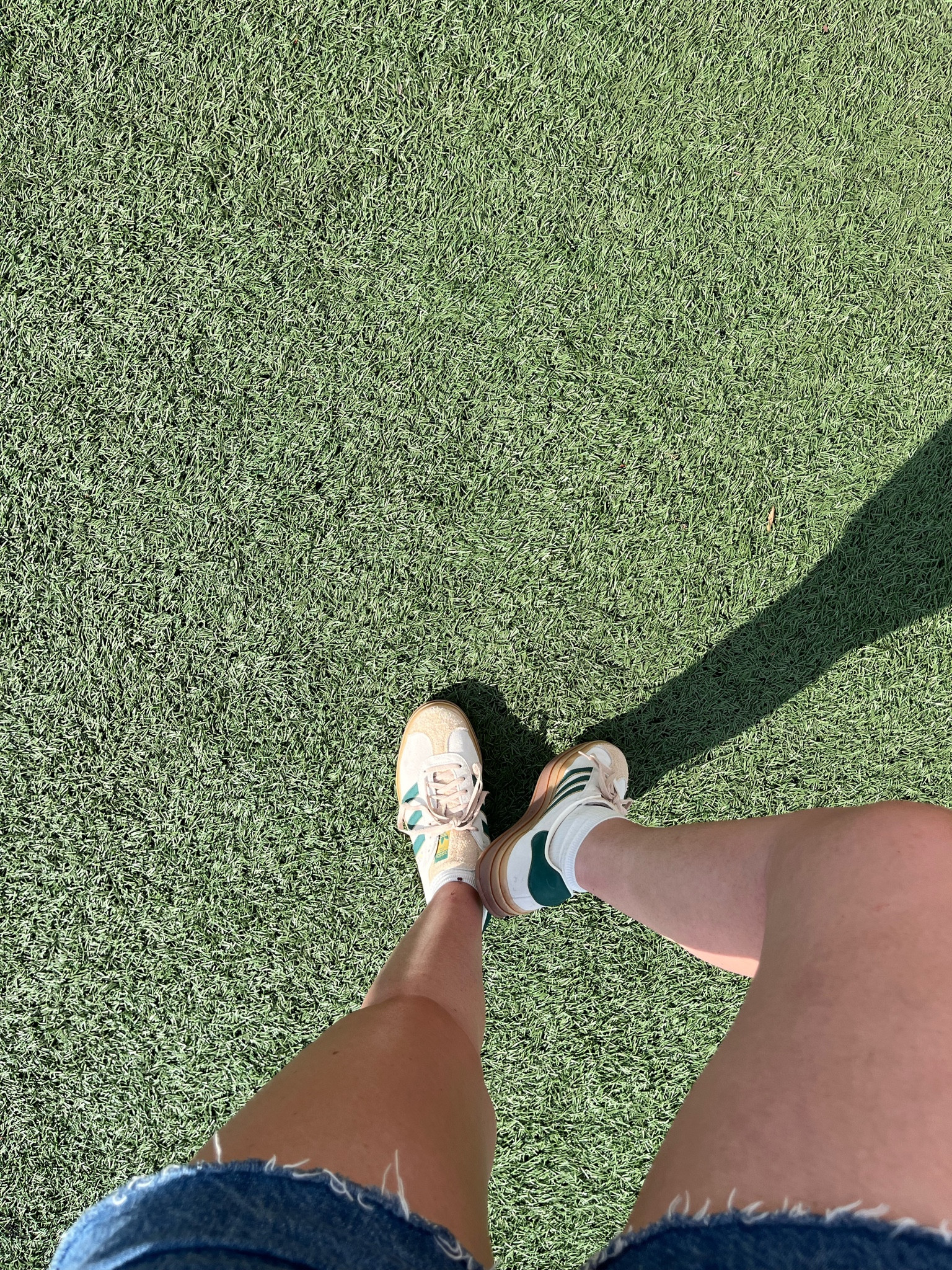 I know ya’ll are loving Sambas but have you ever friend the Gazelles? 😎🏈⚽️🍃🍁🍂