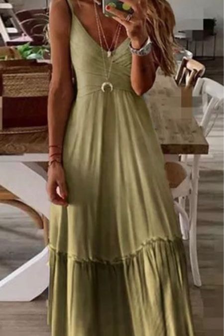 Green summer dress 💚

#LTKGiftGuide #LTKSeasonal #LTKstyletip