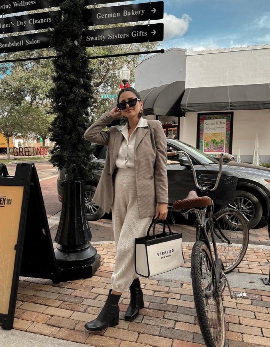 I love my Alohas boots and with a blazer… 😮‍💨 This composition is my favorite!

#LTKsalealert #LTKstyletip #LTKshoecrush