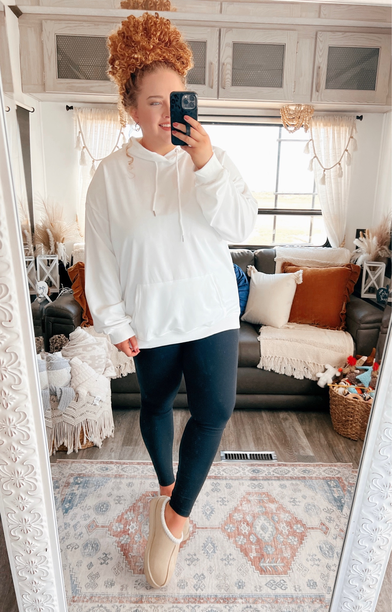 AMALA DOCKING SWEATER