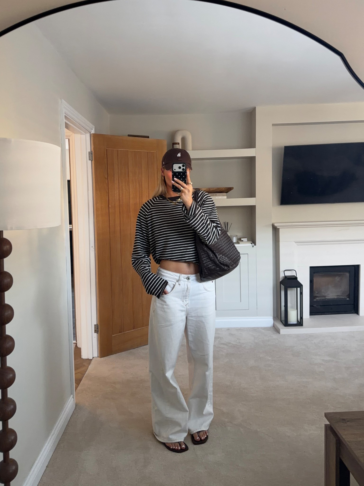 Spring outfit today & the flip flops are out🤎🤎 

#LTKspring #LTKuk #LTKjeans