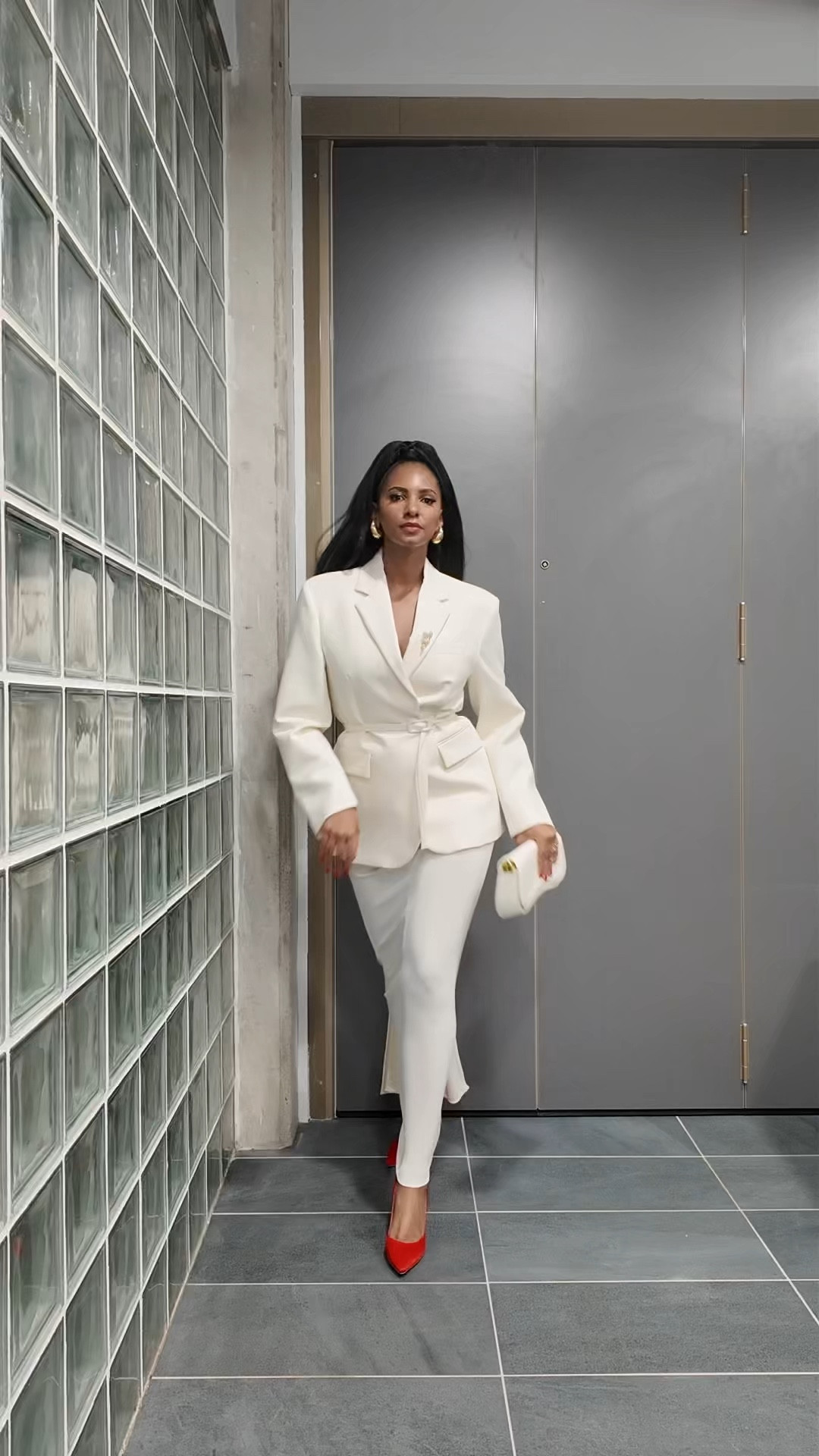 A monochrome classic! I decided to wear this helsa skirt back to front! 

#LTKstyletip #LTKeurope #LTKautumn