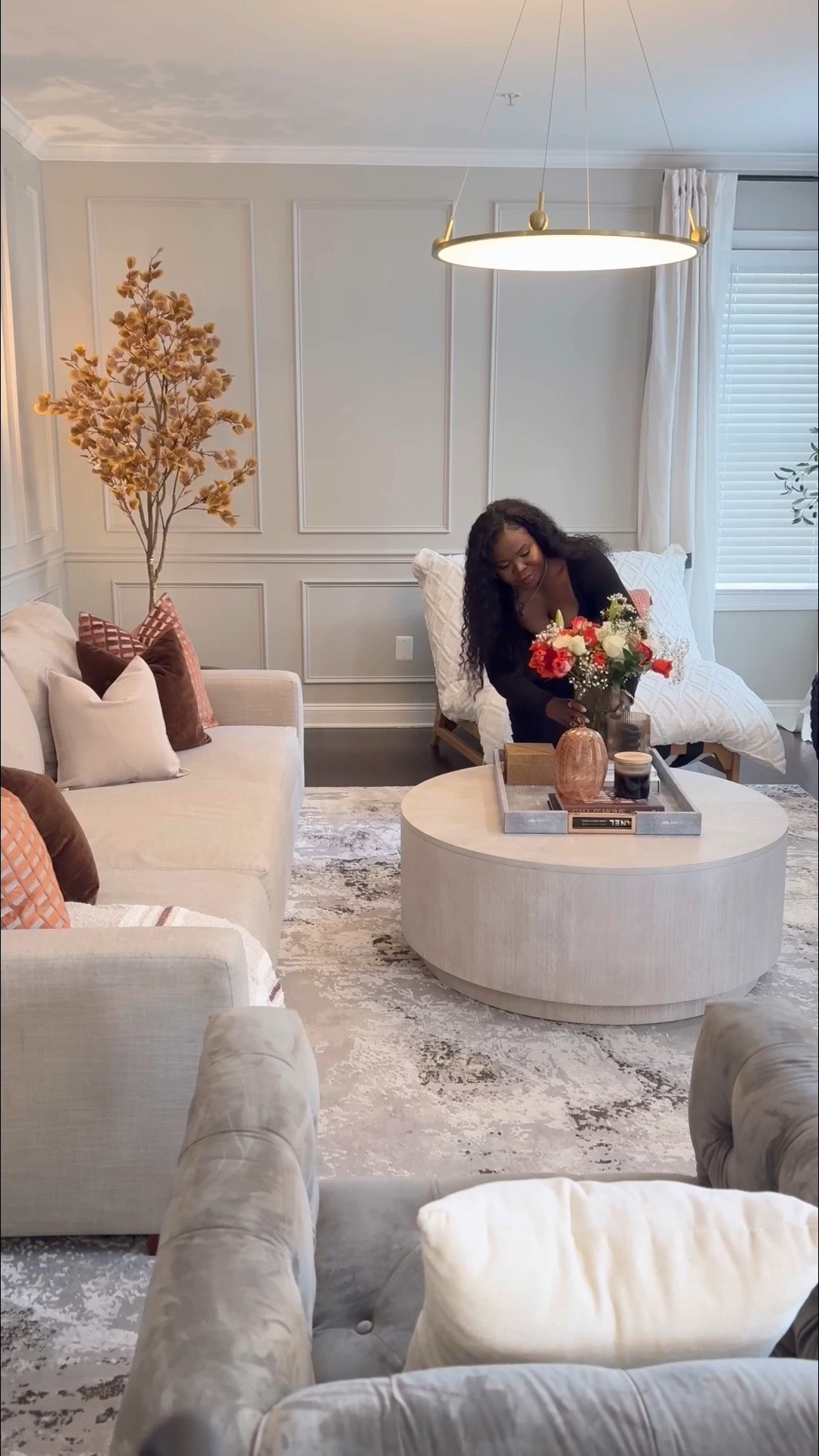 Are you team fresh or faux flowers? I can’t choose! 😅🫶🏾

#LTKSaleAlert #LTKHome