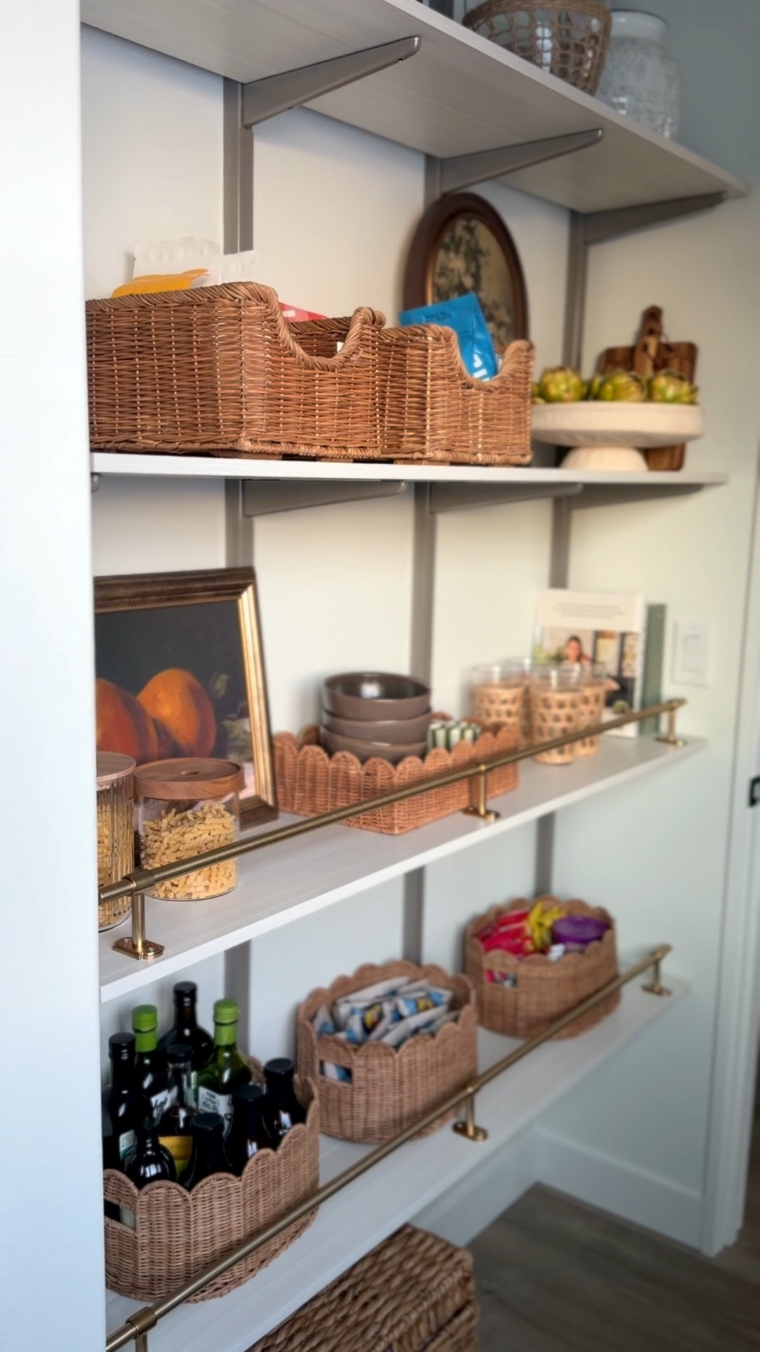 Shop our pantry shelvess

#LTKHome