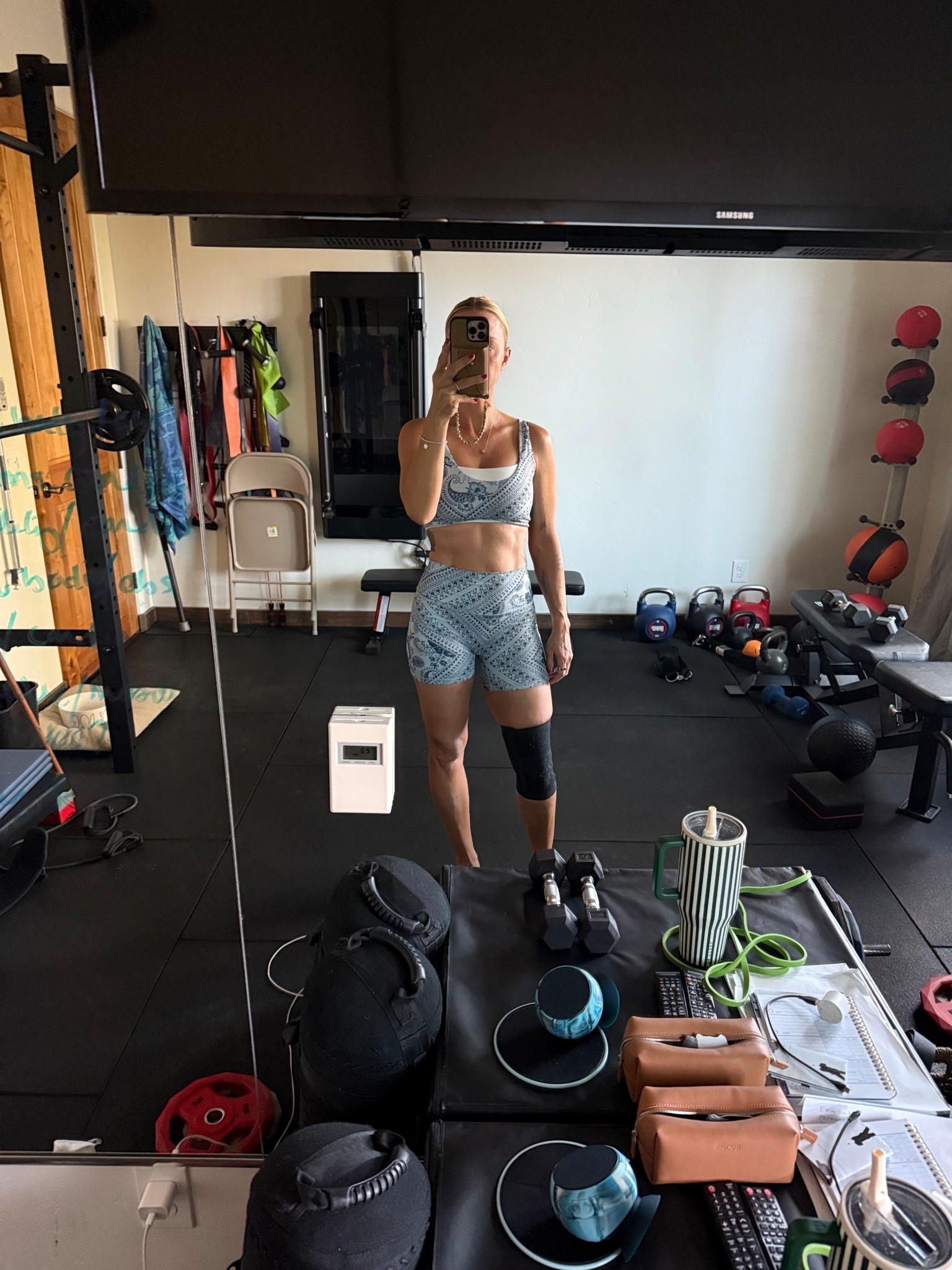 Small in bra and shorts

#abercrombie #workout #audreyuhler

#LTKOver40 #LTKActive