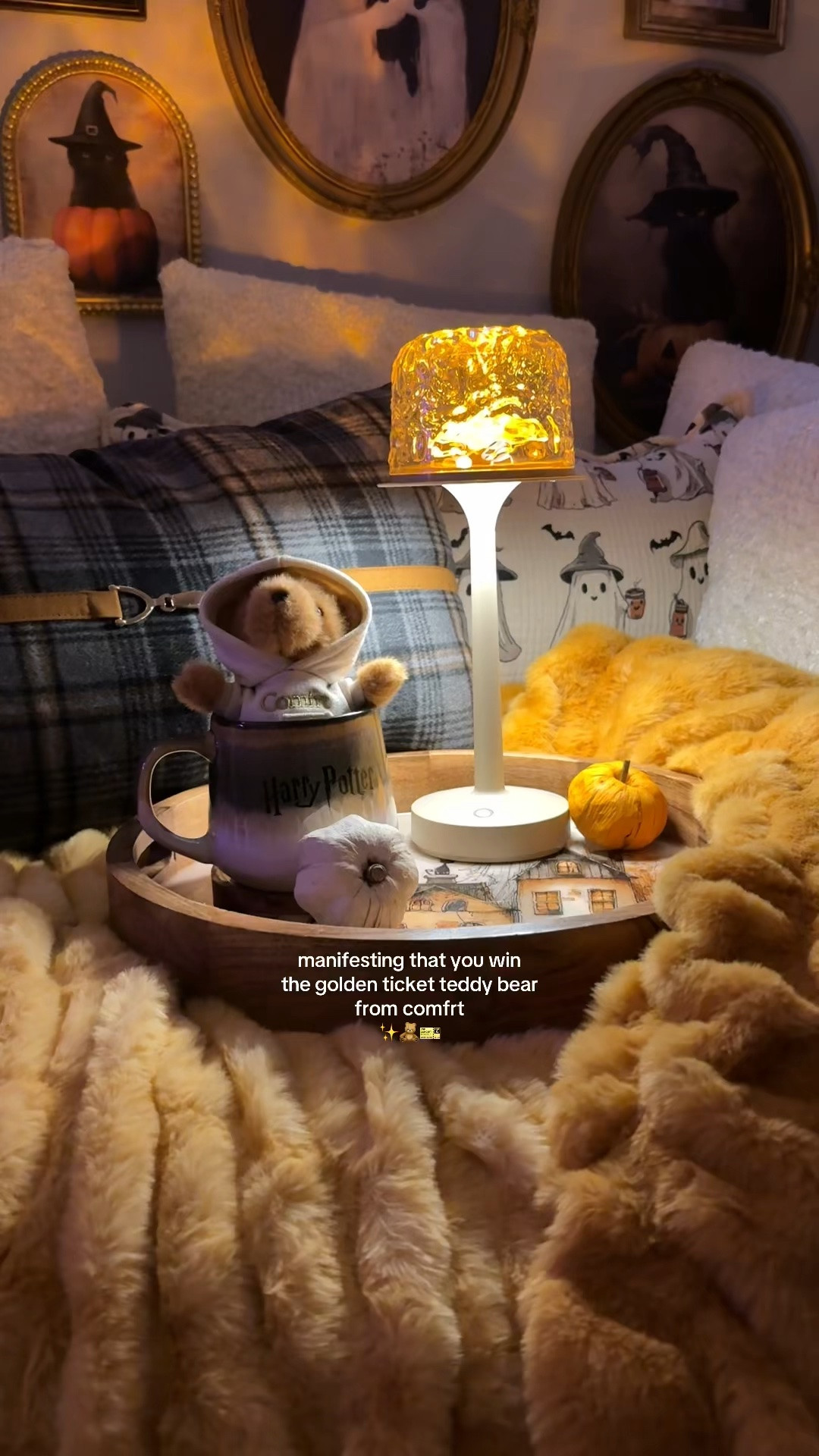 Omg these little golden ticket bears from Comfrt?! So cute!! If you win you’ll receive the golden bear and a golden ticket 🎫 with money 💰 to spend on comfrt!! 🧸

#LTKSeasonal #LTKSaleAlert #LTKHome