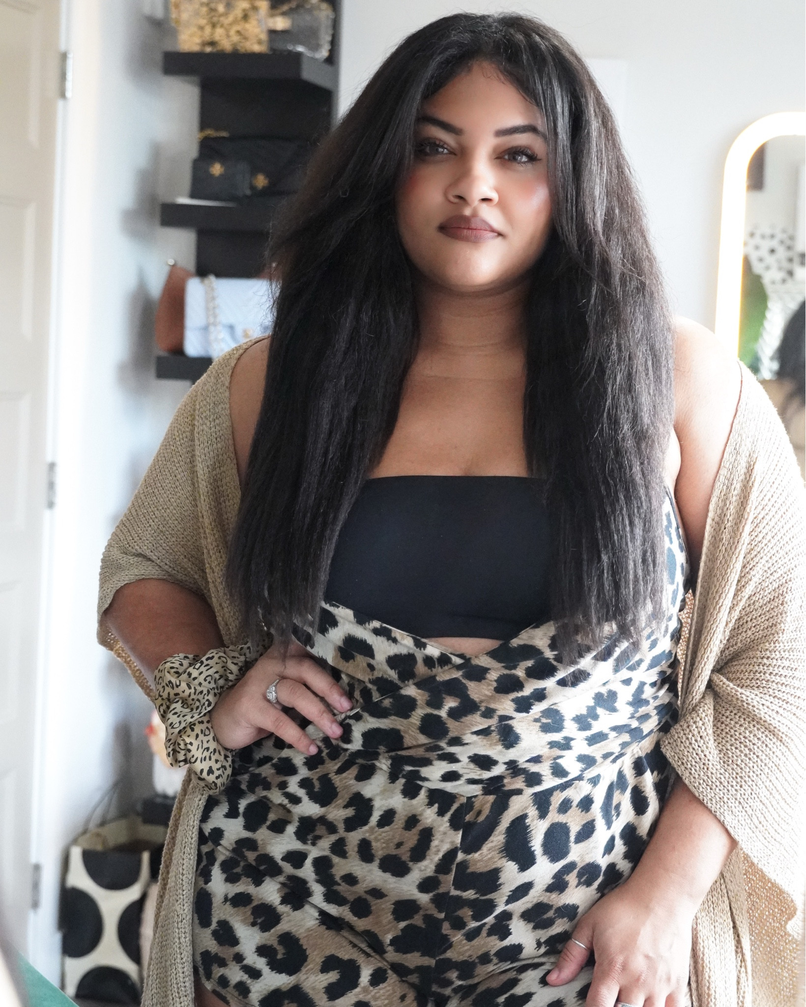 Confidence comes in all forms ✨ For me, that means loving my natural curls AND switching it up when I want that extra volume + length 💁🏽‍♀️

These are the @bellamihair 20” Silk Seam Clip-In Extensions in Off Black and the blend is flawless. What I love most? They look and feel like my own hair, but give me that blowout glam in minutes 🔥

If you’ve been thinking about trying clip-ins, Bellami makes it so easy with their Color Matching Concierge. you’ll find your perfect shade! 

Use my code LishaP to treat yourself 🤎

#ad #BellamiPartner #BeFullOfYourself #BellamiHair
https://liketk.it/5nOAz #ltkbeauty #ltkstyletip #bellamihairextensions #texturedhair #curlyhairstyles #curltransformation

#LTKStyleTip #LTKBeauty