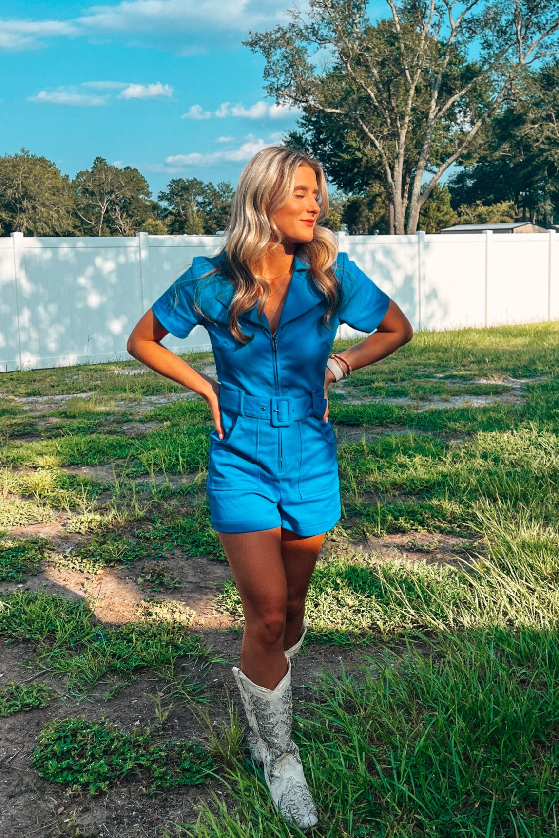 Country concert outfit🤠🩵
I loved this romper! It was so cute and so comfy! It wasn’t too short and you can dress it up or down! 
This color can always be worn to a florida game! I got this one from These Three boutique so I linked similar ones!!

#concert #country #inspo # outfit #romper #boots #nashville #jasonaldean #countryconcert 

#LTKFind #LTKshoecrush #LTKstyletip