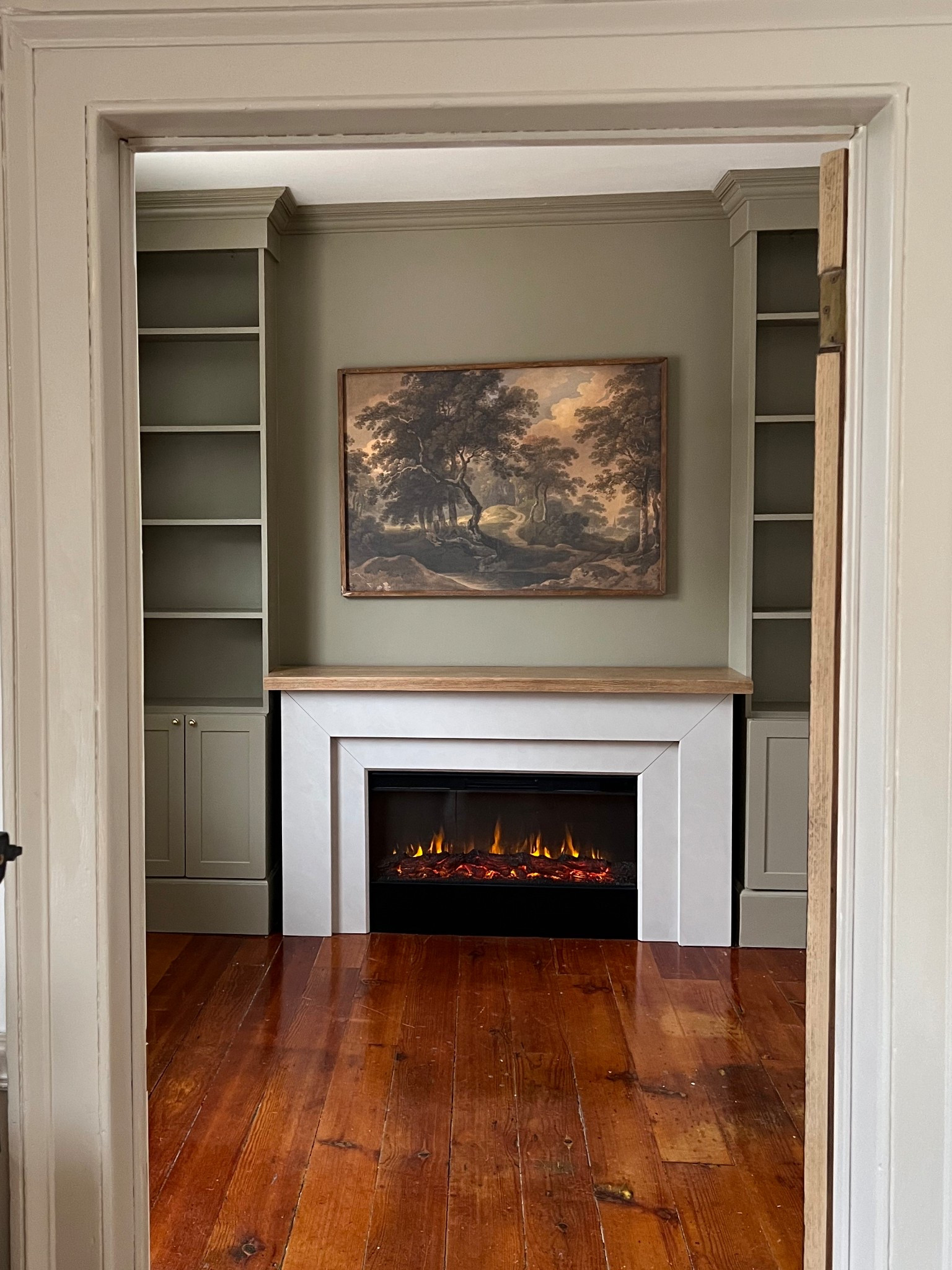 The Malie fireplace mantle 🤌🤌

#LTKHome #LTKSaleAlert #LTKWatchNow