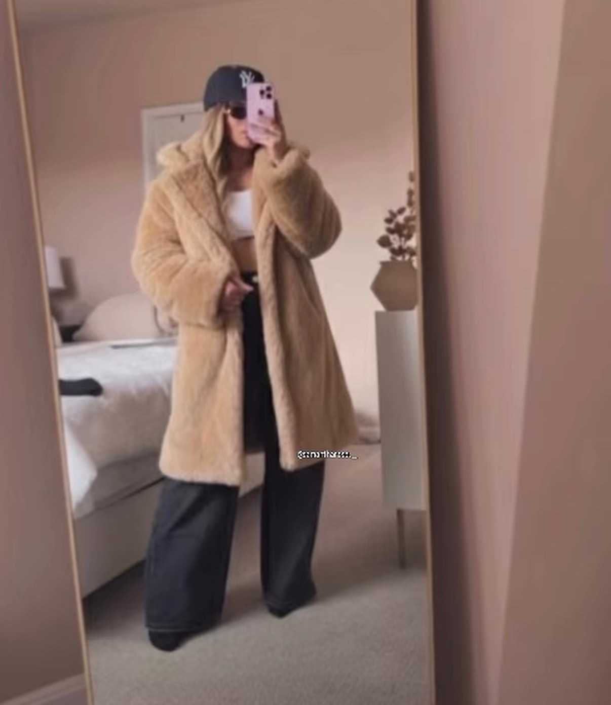 Chill fit 

#LTKBeauty #LTKootd #LTKPetite