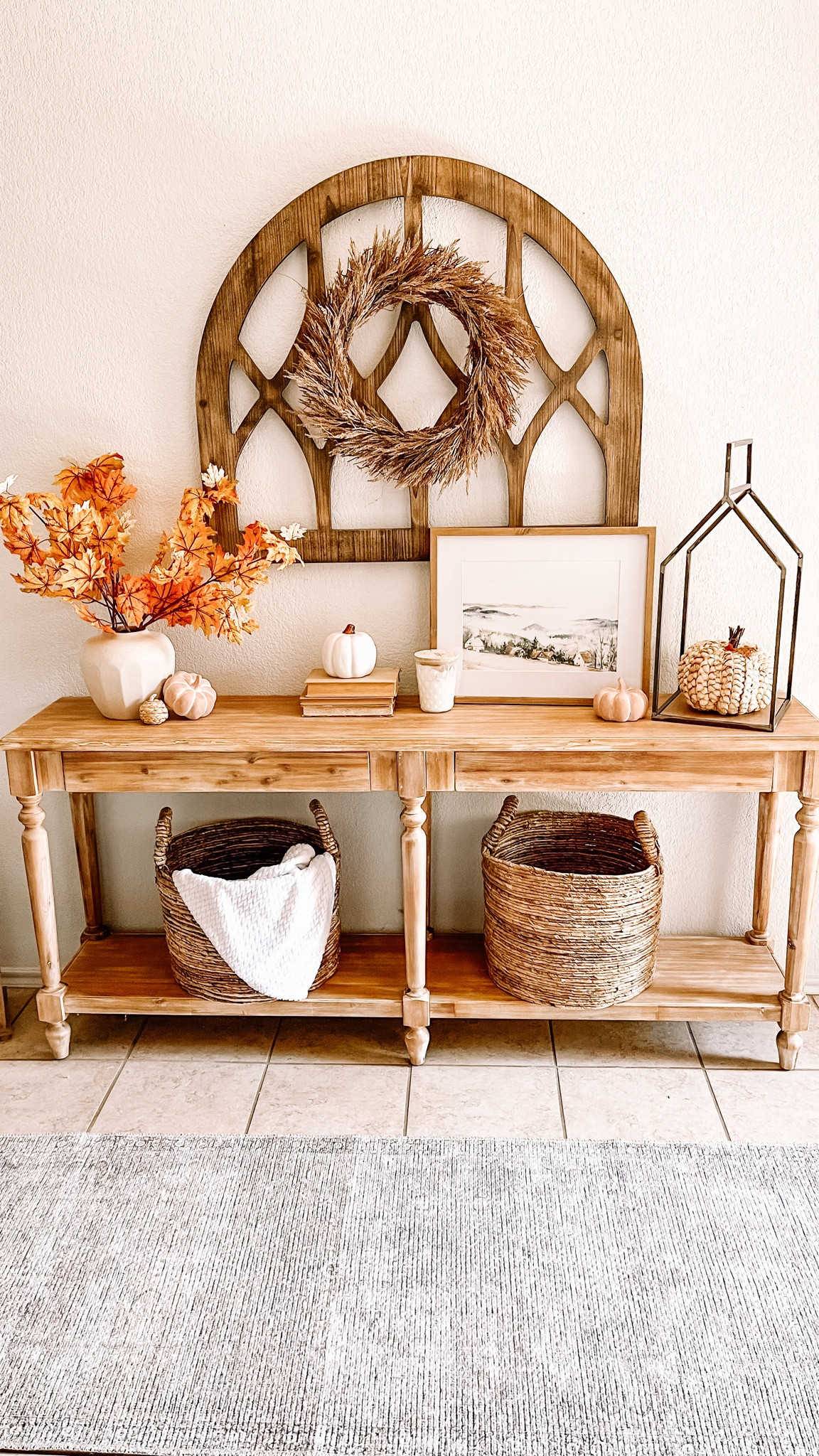 Fall Entryway Insp 🍂

#LTKHoliday #LTKhome #LTKSeasonal
