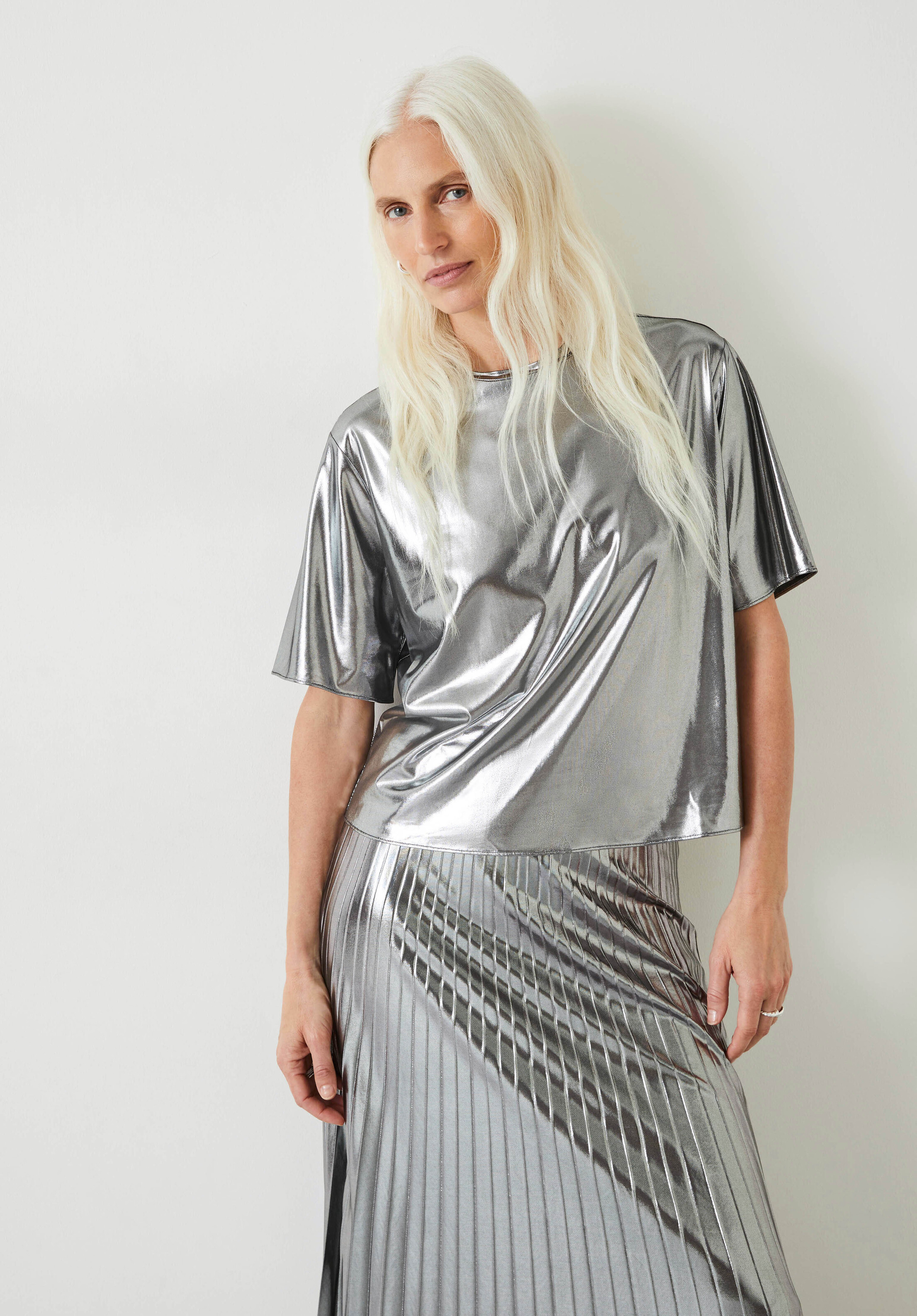 Raven Metallic T-Shirt | Hush UK