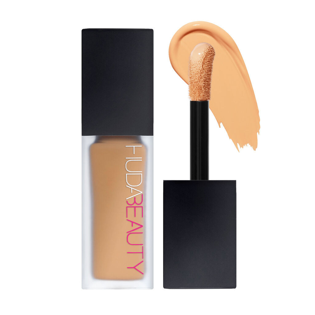 #FauxFilter Luminous Matte Buildable Coverage Crease Proof Concealer | HUDA BEAUTY | Huda Beauty US