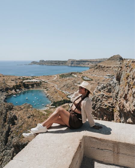 My favorite @abercrombie tailored shorts are on sale for only $25! Runs tts and is super flattering 🤎 I wore it in during my European summer in Rhodes, Greece while on a virgin voyages 🚢 🇬🇷 

#LTKsalealert #LTKtravel #LTKeurope
