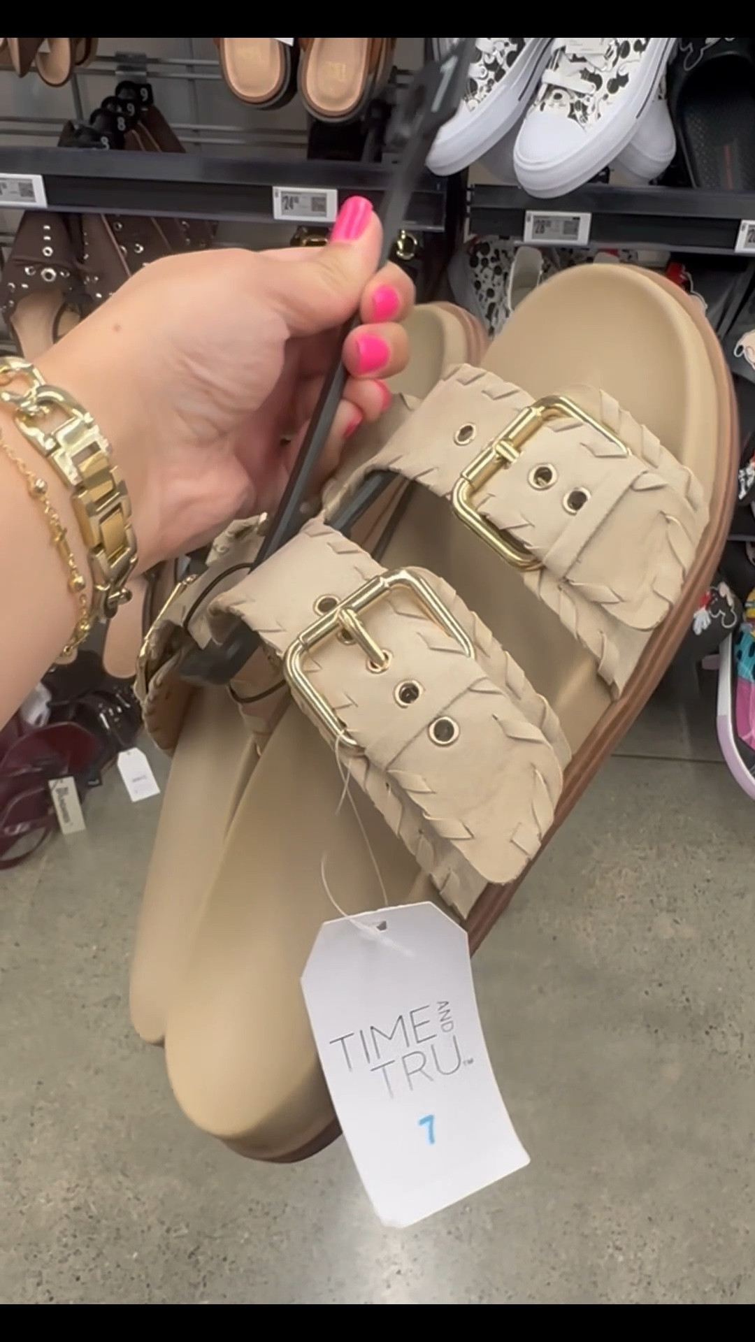 New Walmart Shoes 🤎 | #walmartfashion #affordable #summershoes

#LTKFindsUnder50 #LTKShoeCrush #LTKSaleAlert