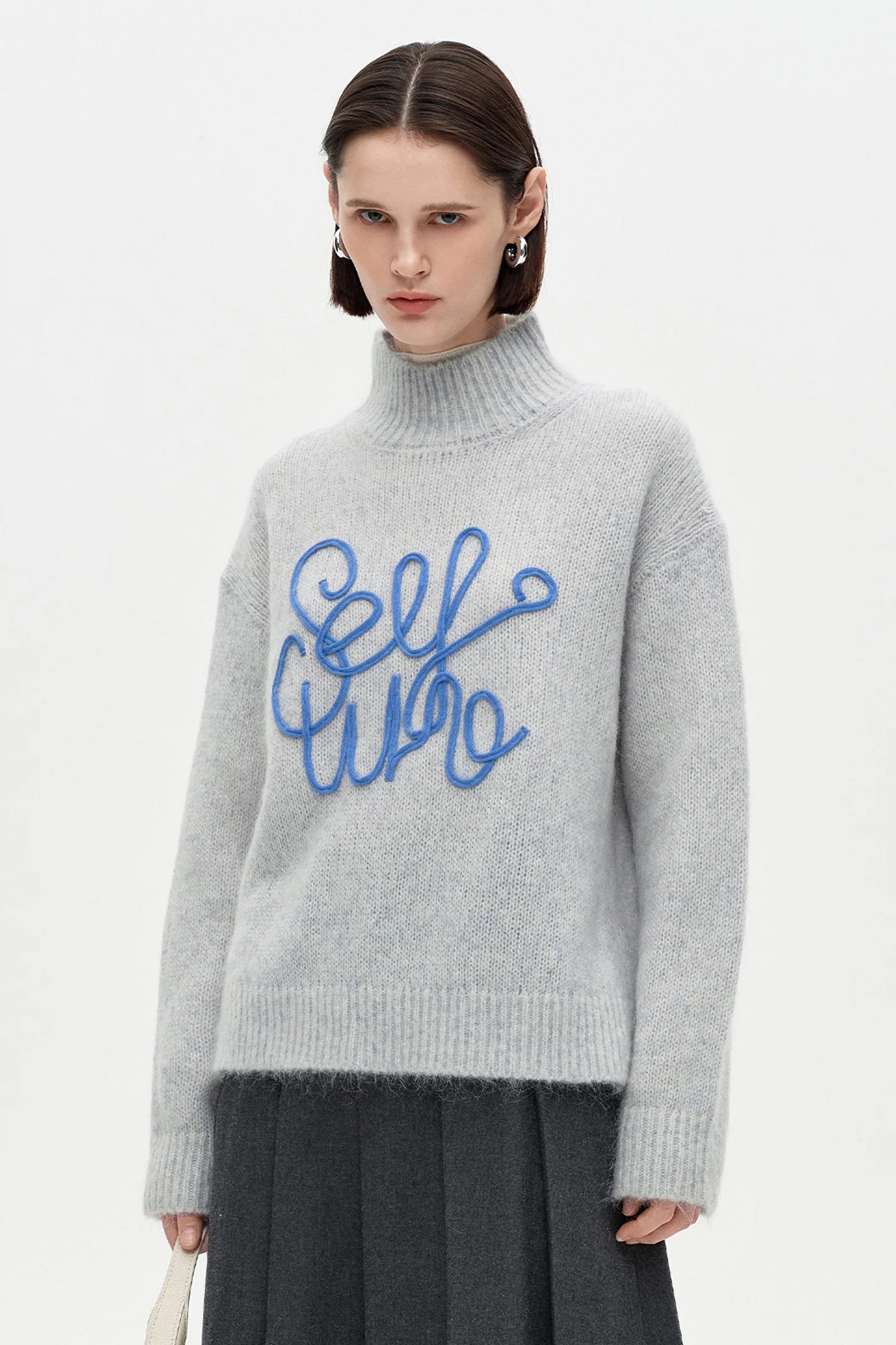 SELFWHO Wool Turtleneck Sweater | SELFWHO
