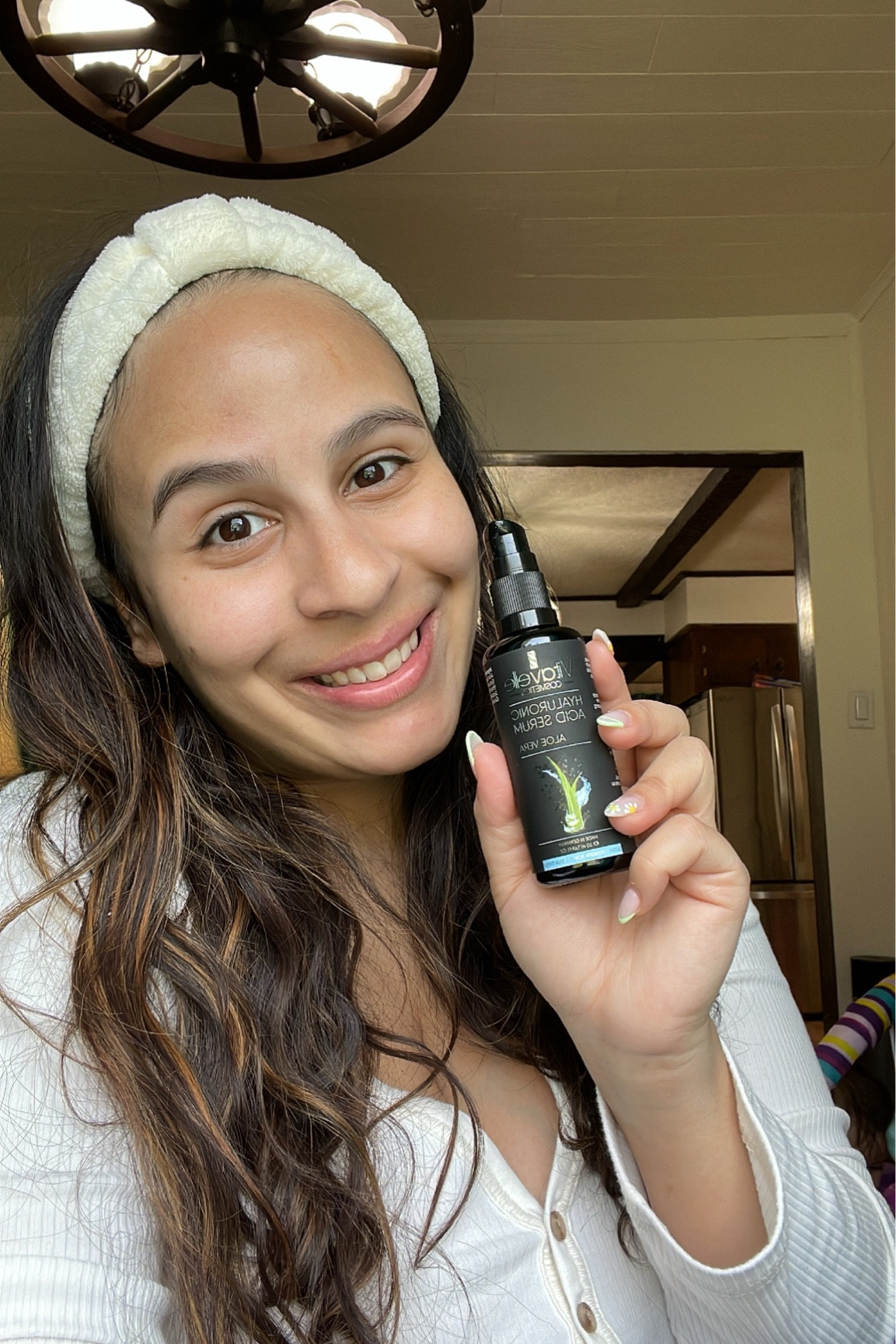 Vitavelle Cosmetics Hyaluronic Acid Serum with Aloe has my face feeling extra hydrated and smooth 🤩

Things I love — water is the base ingredient AND it absorbs super quickly into my skin! 😍

And it’s only $13 on Amazon!! 

#hyaluronicacid #vitavellecosmetics #faceserum #beautyfinds #beautytips #skincare #skincareroutine #amazon #amazonshopping #amazonfinds 

#LTKbeauty #LTKunder50 #LTKFind