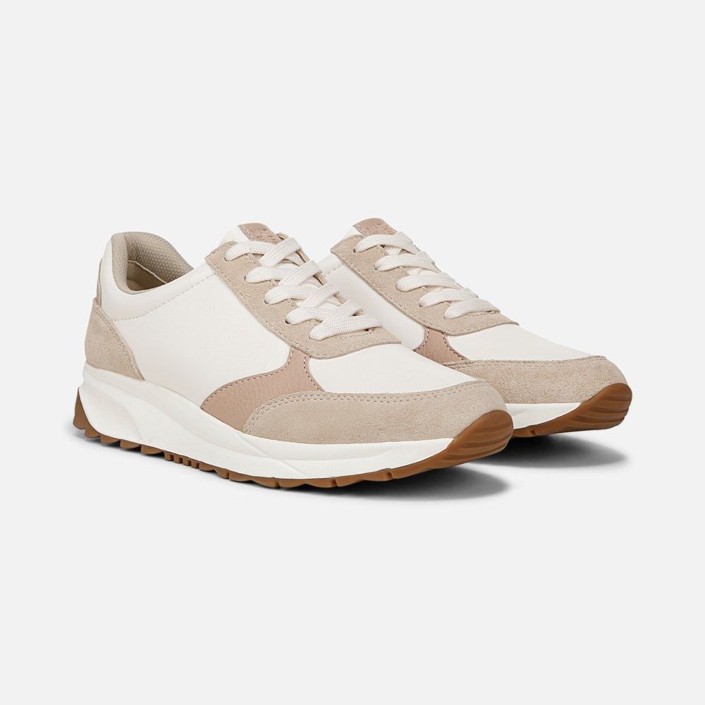 Shay Lace Up Sneaker | Naturalizer