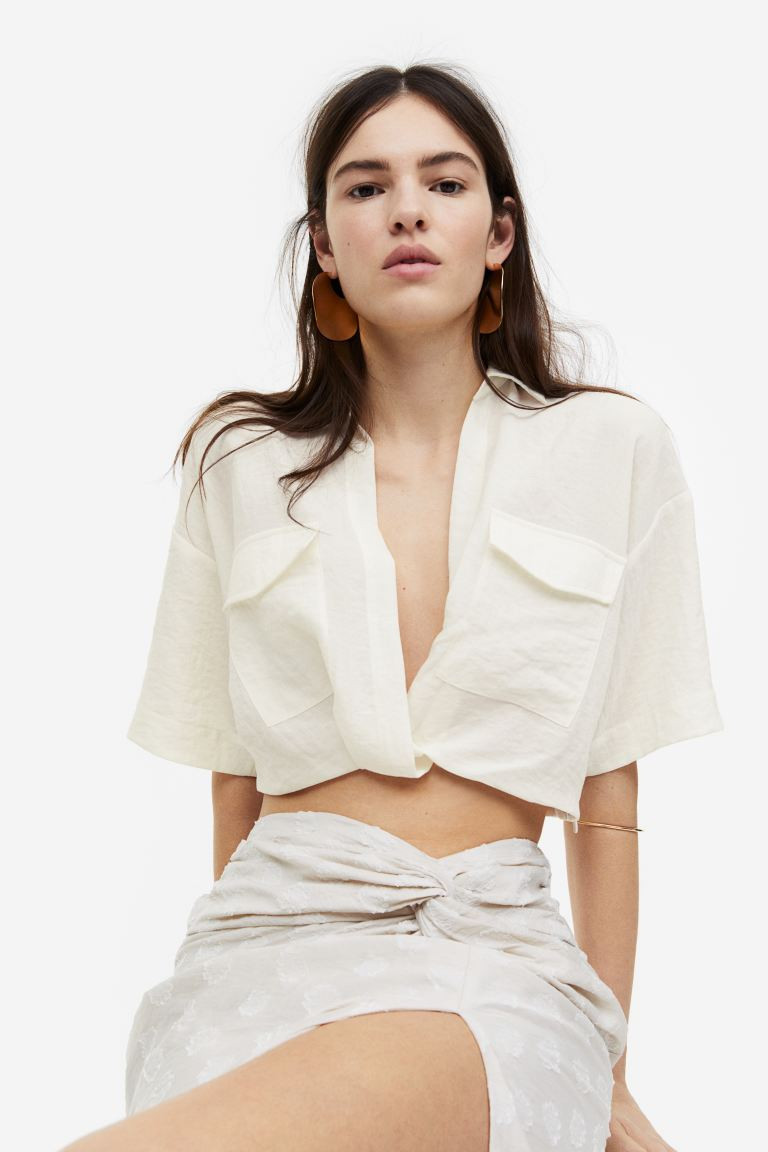 Camisa cropped con nudo decorativo | H&M (FR, IT, ES, PT, BE)